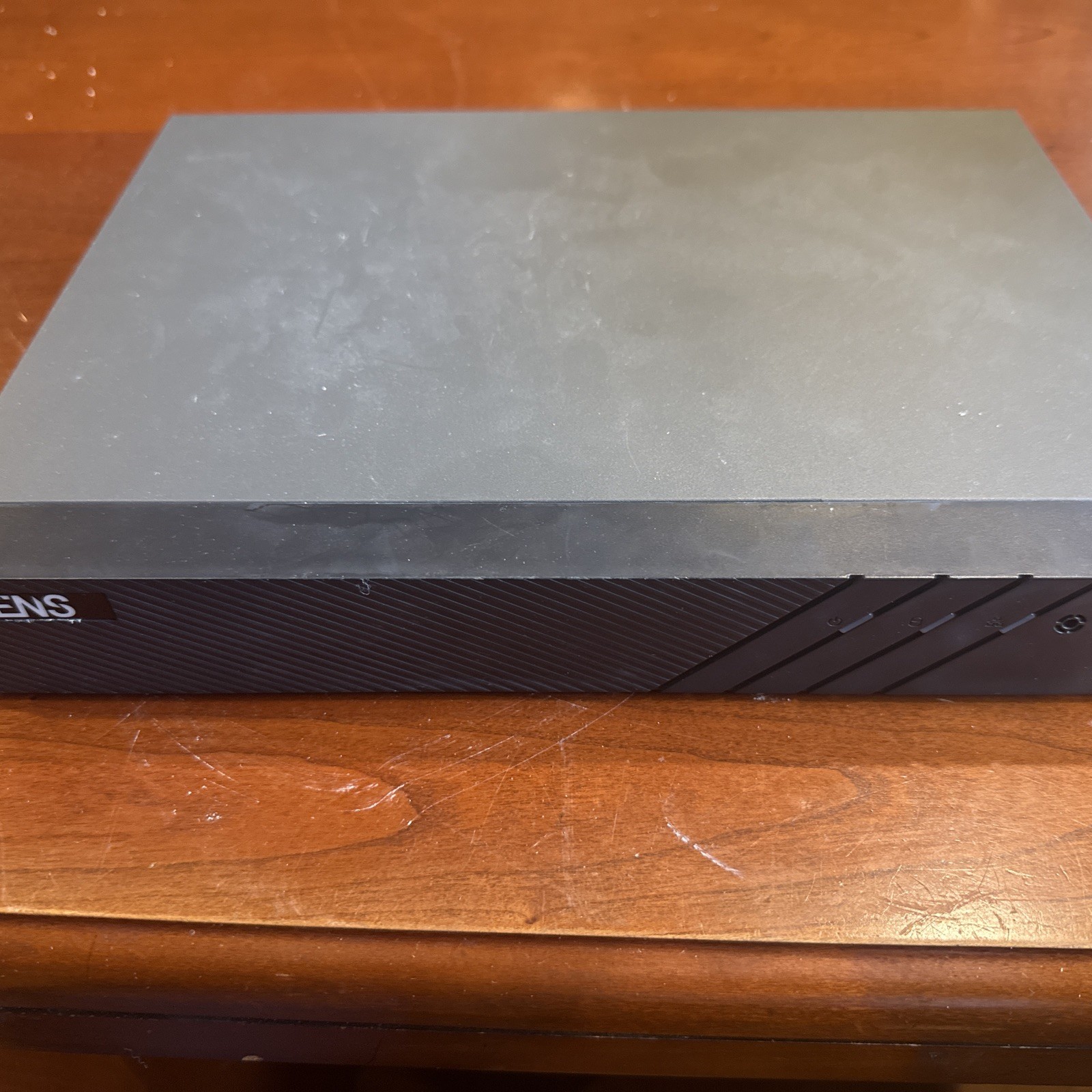 ENS Network Video recorder 4 Channel SN3104/4P-KC