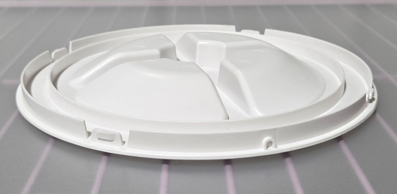 Medify Air Model MA-22 Replacement White Removable & Locking Base