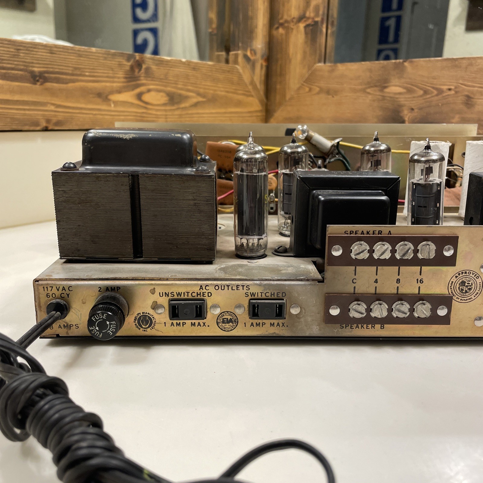 Burstein Applebee Integrated Tube Amplifier