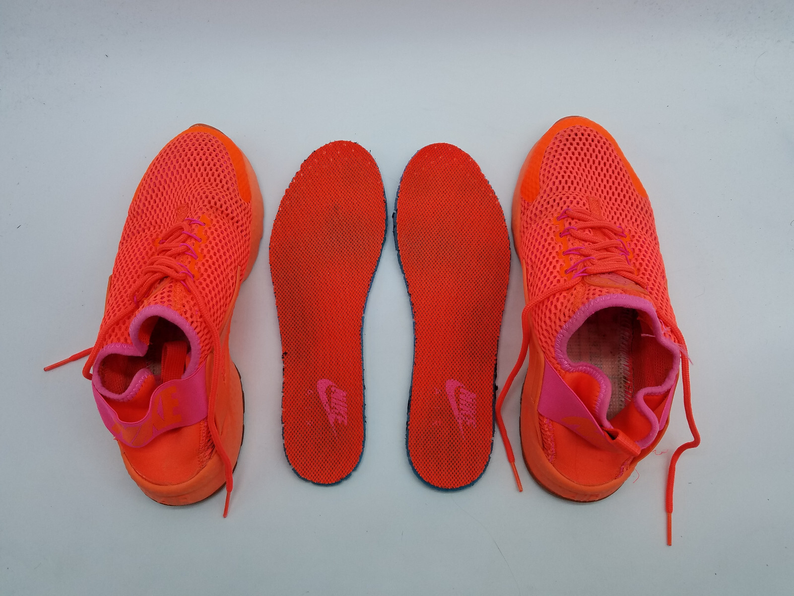 Nike Air Huarache Run Ultra BR Women's Size 9 Running Shoes Crimson Orange