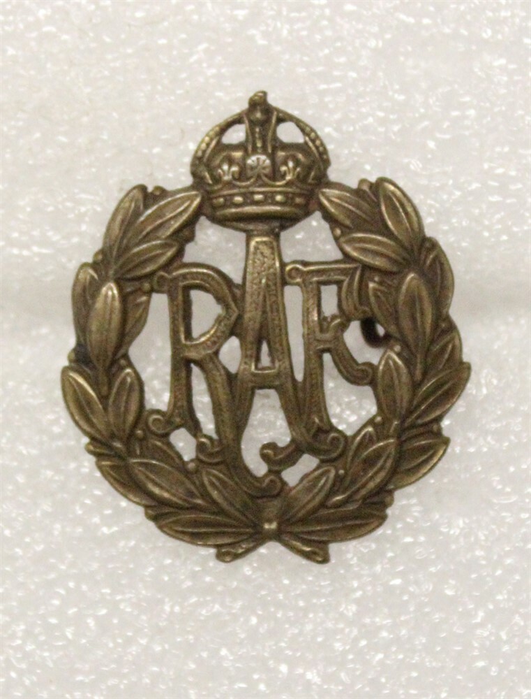 British Army Badge: The Royal Air Force - bronze