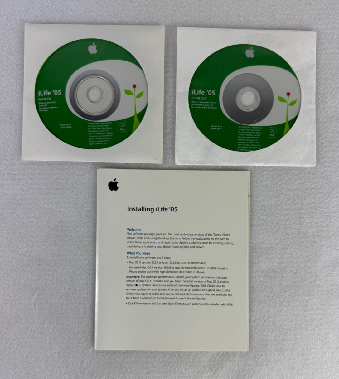 Apple iLife ‘05 DVD Software Suite (2 Discs + Guide) for Mac OS