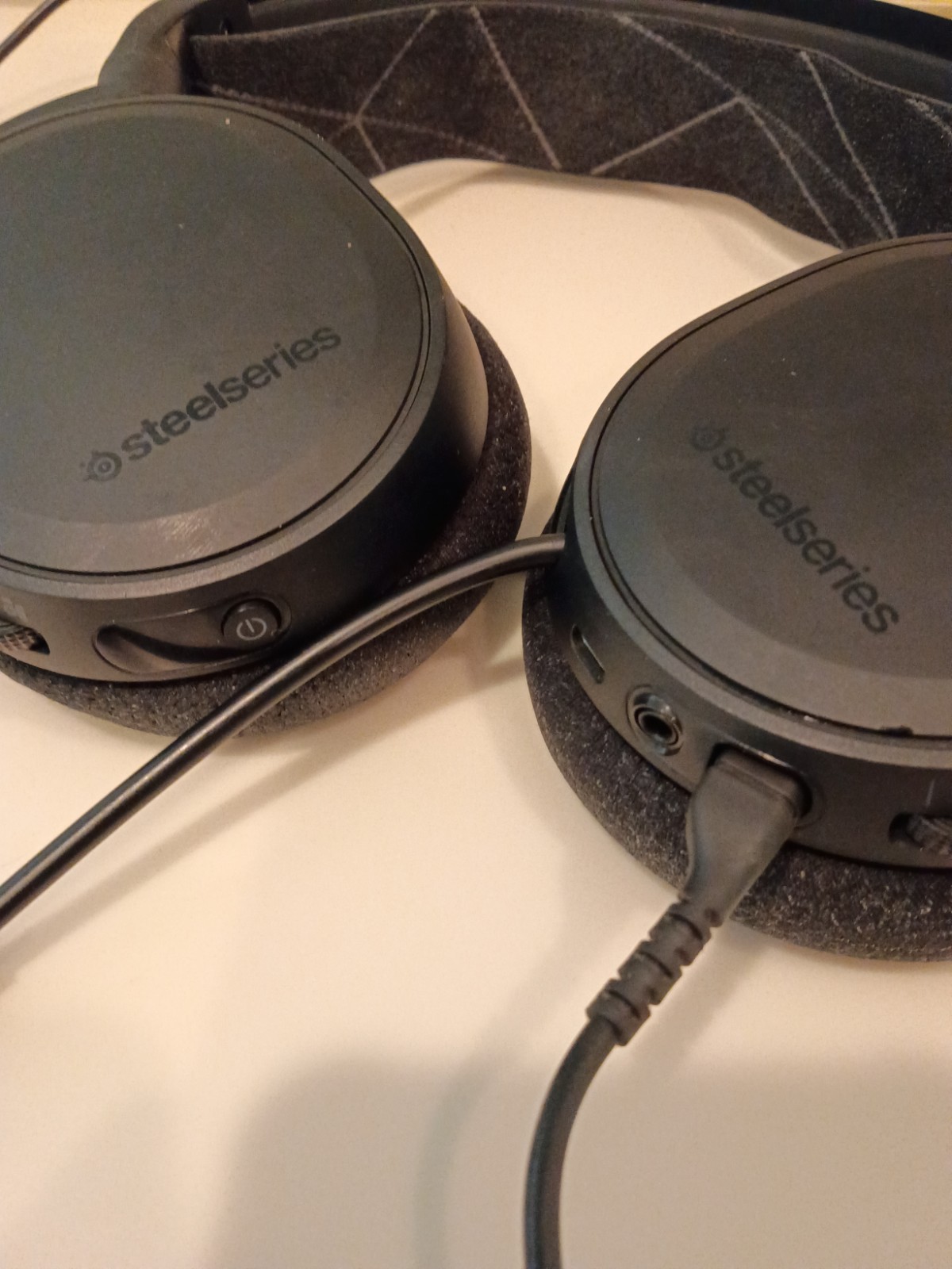SteelSeries Arctis 3 Gaming Headset Wired Headphones W Cable