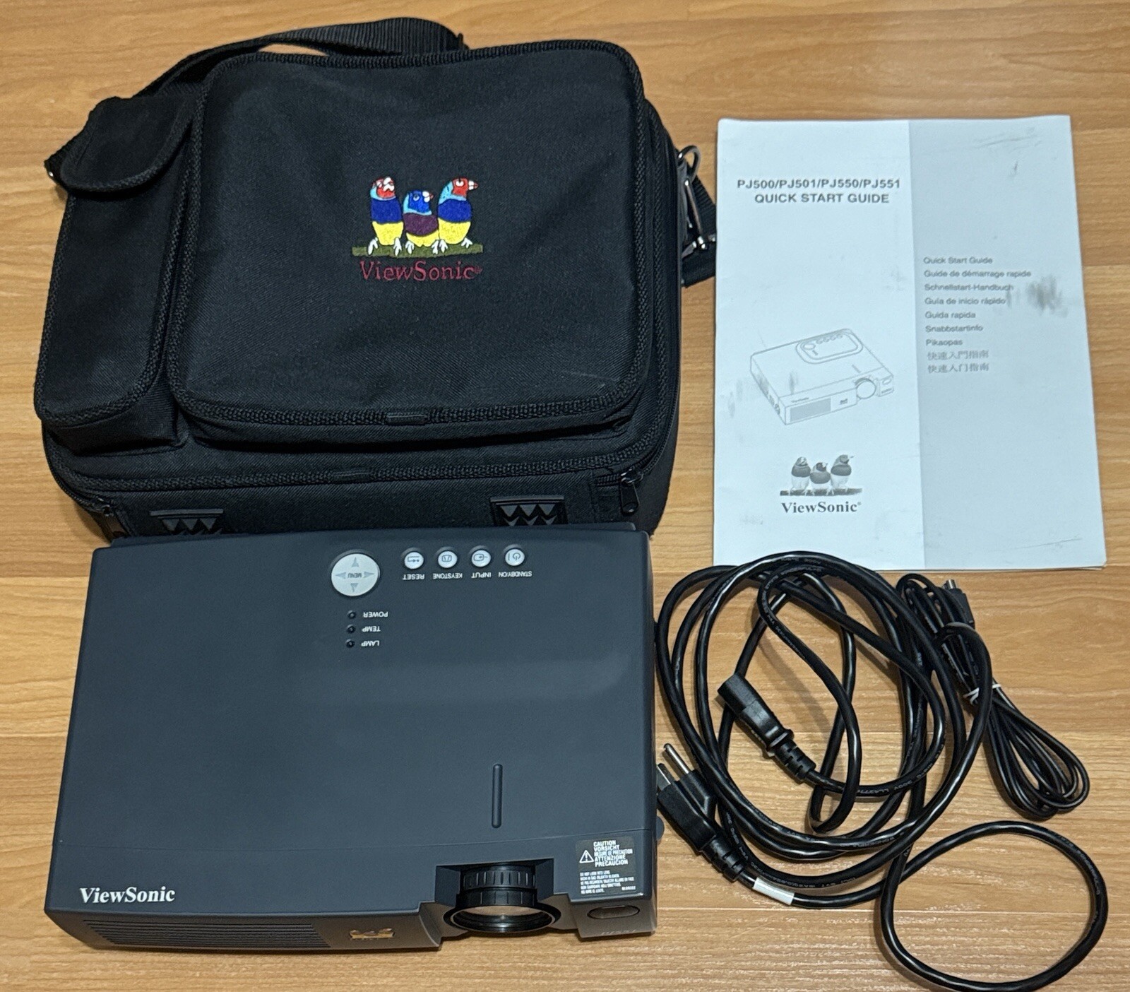 View Sonic Projector PJ551 Tested WORKS With Power Cord, Carrying Case, & Manual