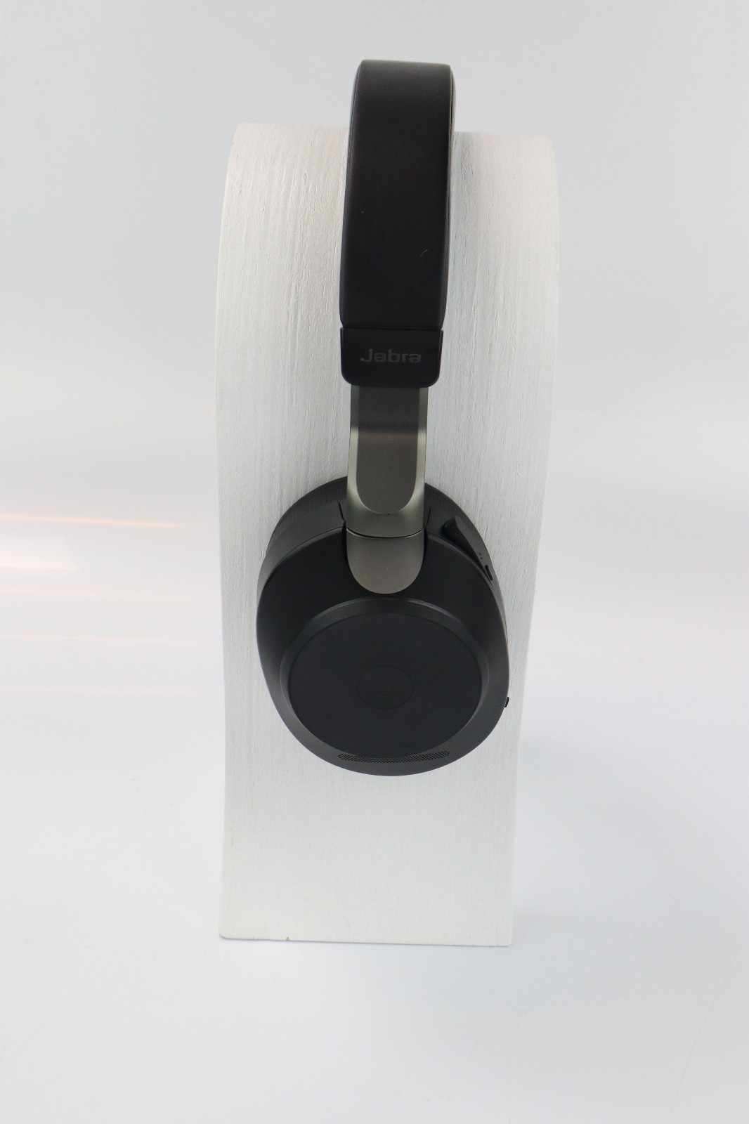 Jabra Evolve2 85 - Bluetooth Headset - MS - Jabra Link 390 BT Adapter - Airplane Adapter