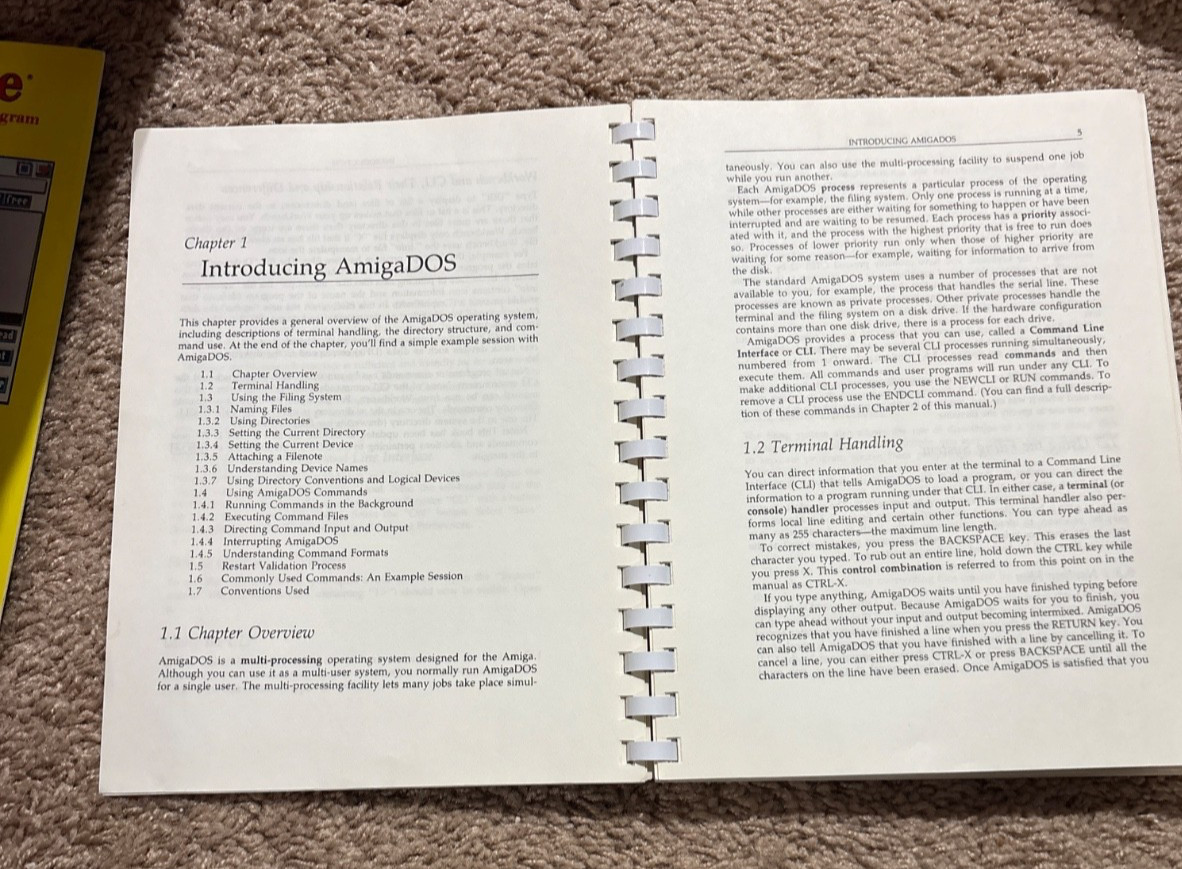 The Amiga DOS Manual 1987 2nd Edition Commodore Amiga