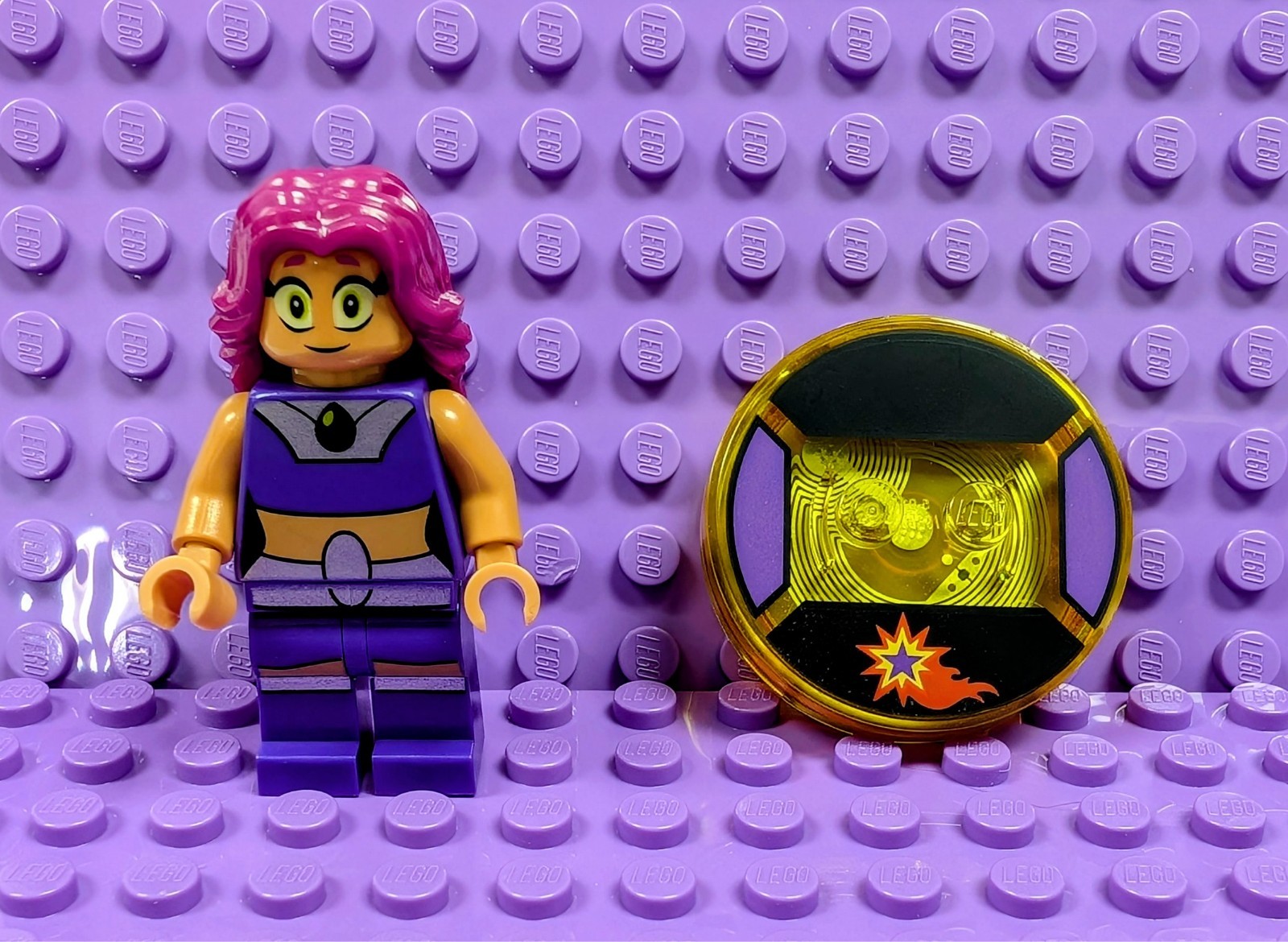 Genuine LEGO Dimensions- Starfire (large eyes) & Toy Tag (from Lego # 71287)