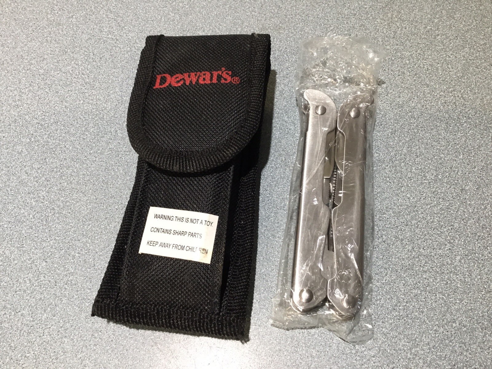 promo DEWAR'S Multi Tool PLIER BRAND NEW NOS