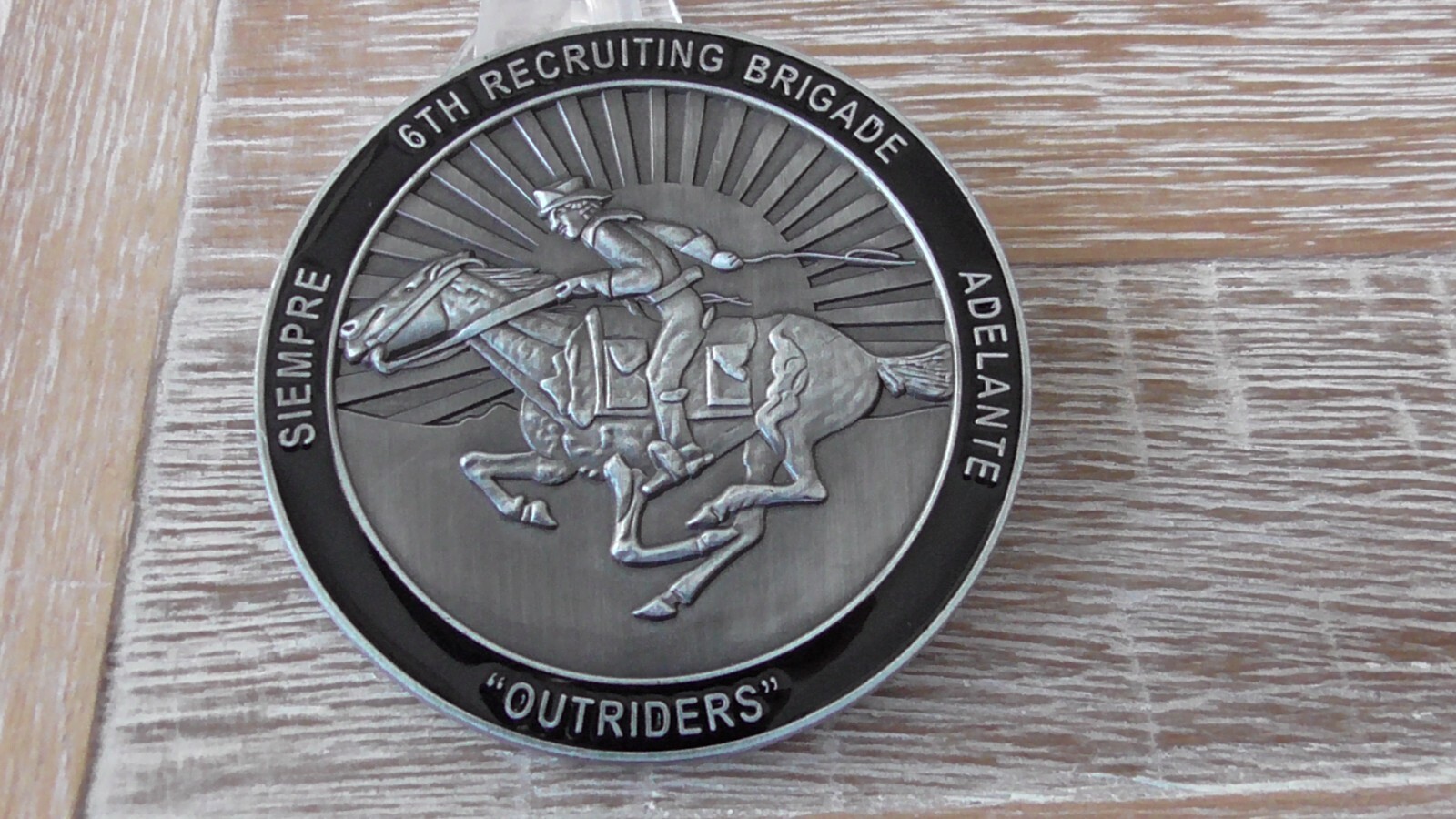 US Army 6th Recruiting Brigade OUTRIDERS Commanders Challenge Coin #692Y