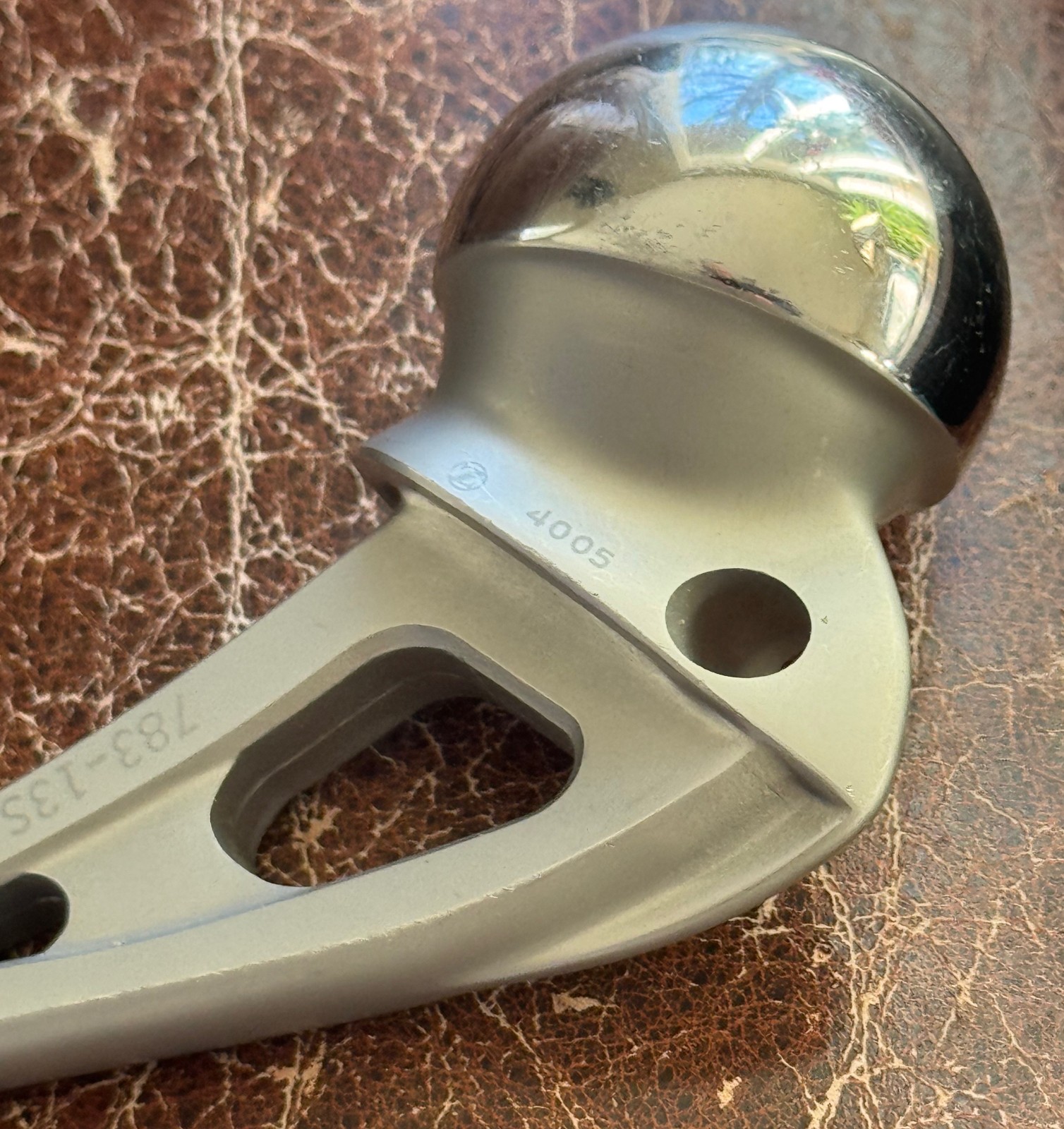 Medical Titanium Artificial Hip Replacement Ball Joint Zimaloy