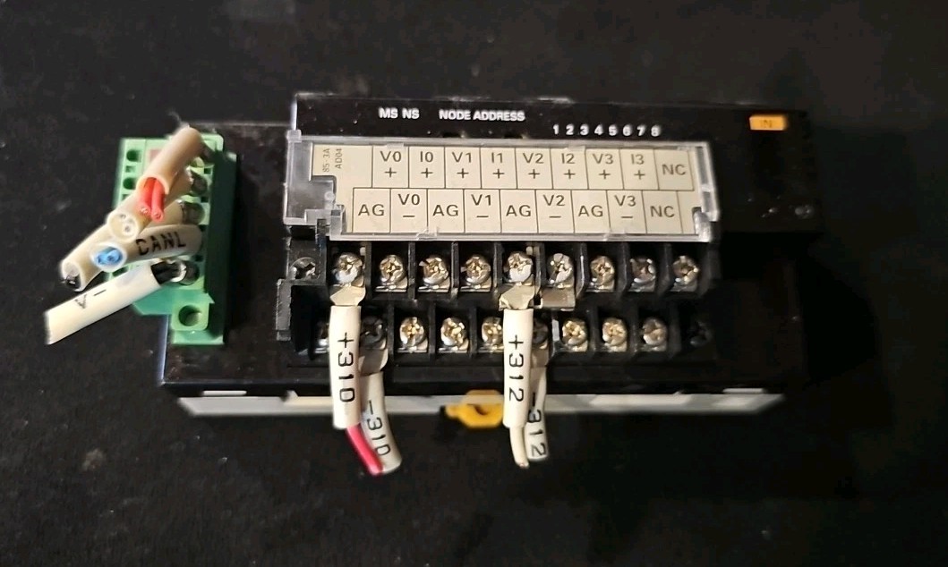 Omron DRT2-AD04 DRT2AD04 Analog Terminal -used- Free Shipping