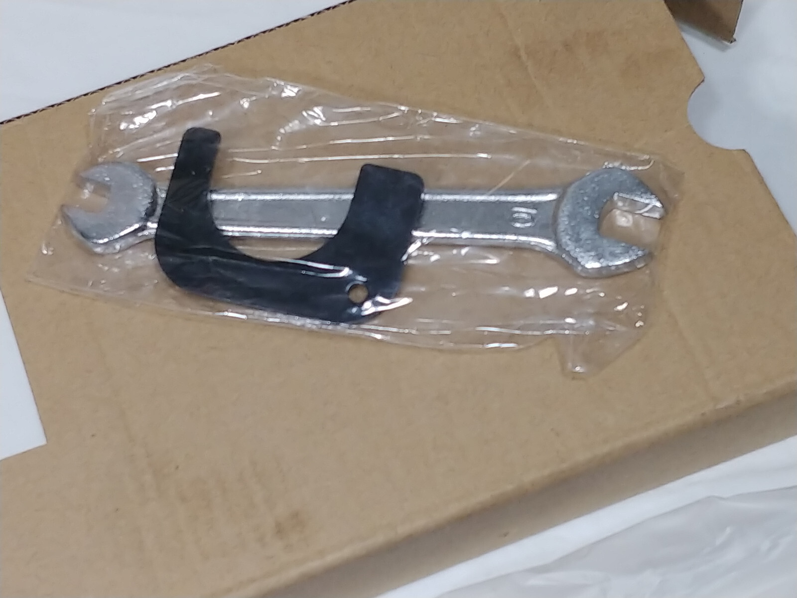 JonesStephens 1" PEX Crimp Tool J40954
