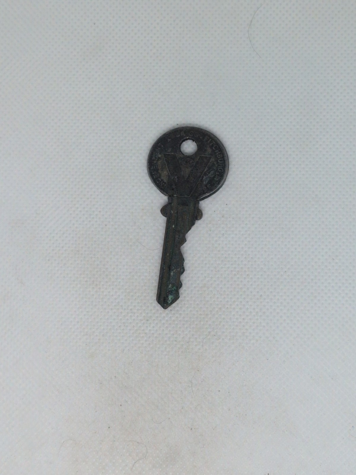 Vintage ILCO Independent V key