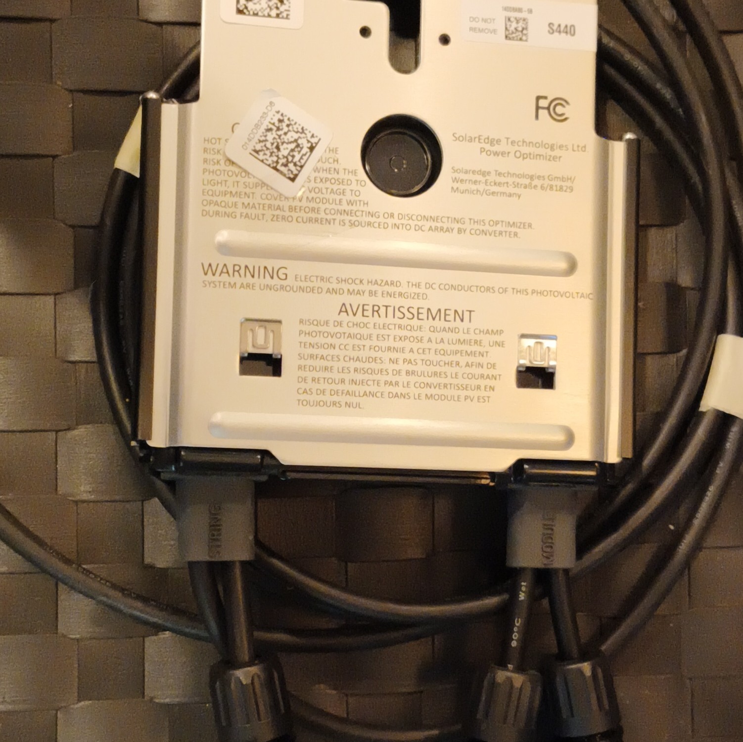 NEW SolarEdge S440 Power Optimizer for Solar Power, Silver/Black.