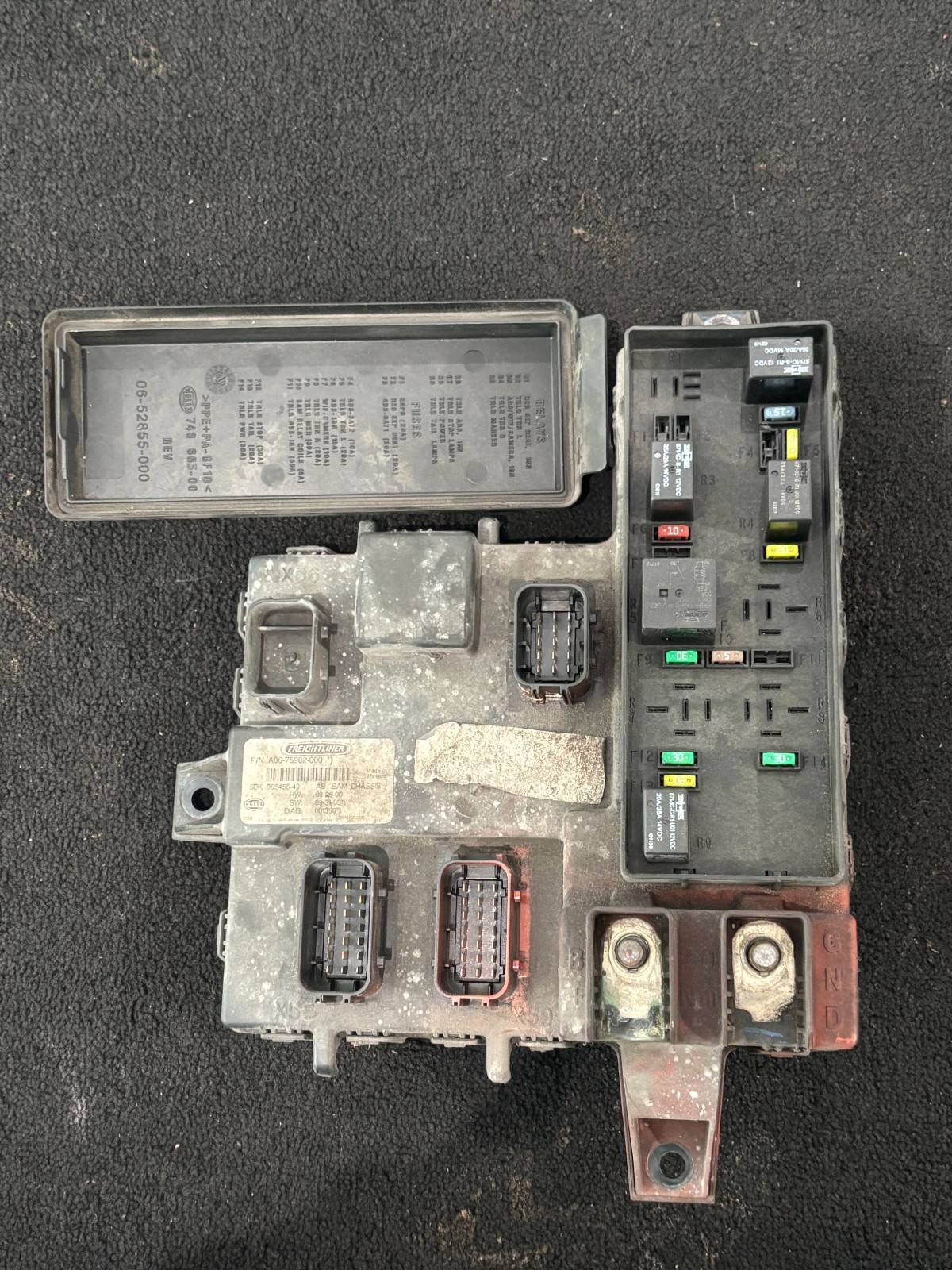 Freightliner Cascadia SAM Chassis Module A06-75982-000