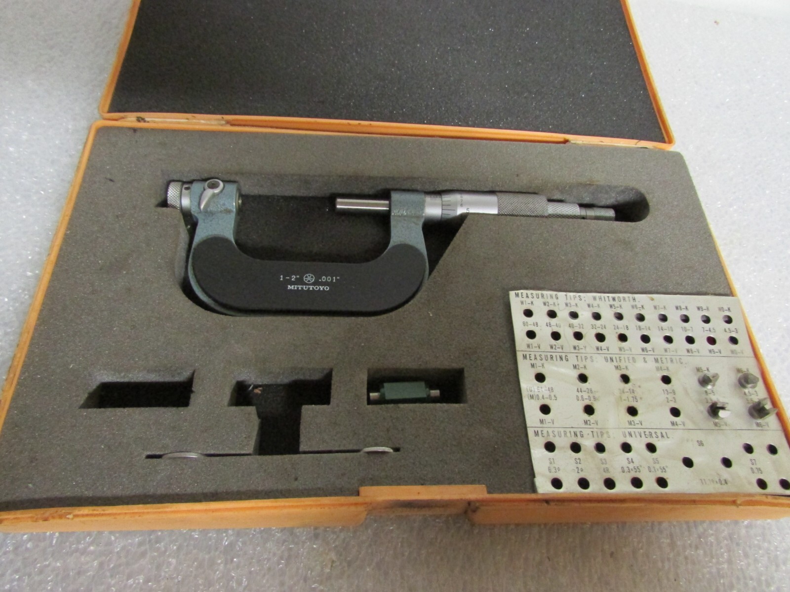 Mitutoyo 1-2-in .001-in Tread Screw Micrometer No. 116-106  1 Standard 4 Anvils