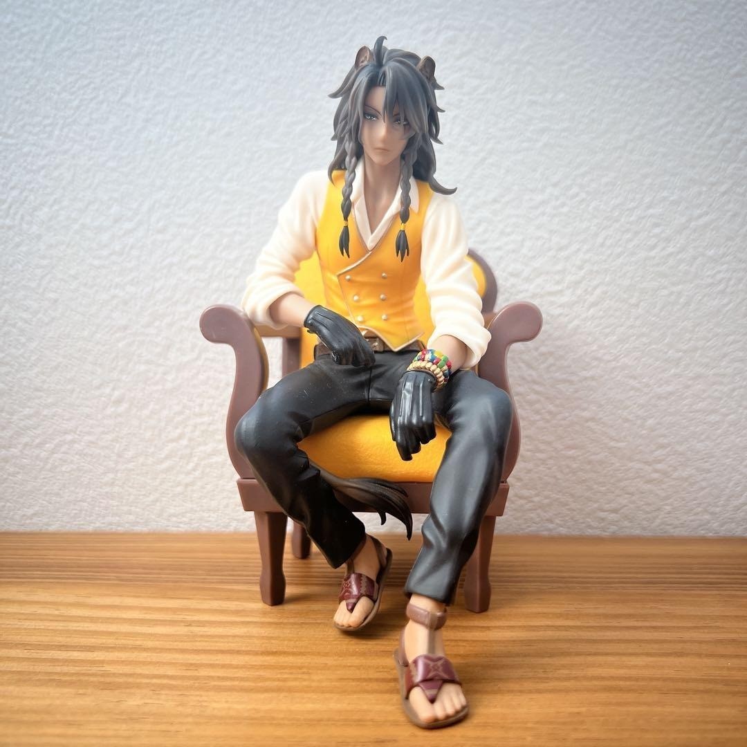 Leona Kingscholar Premium Grace Situation Figure Disney Twisted Wonderland Japan