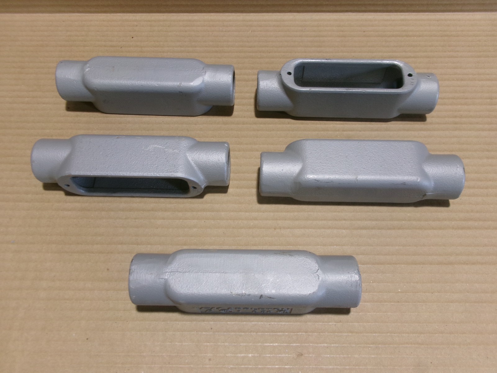 New Lot of 5 Appleton C38 1" Type C FM8 Conduit Body #14 AK