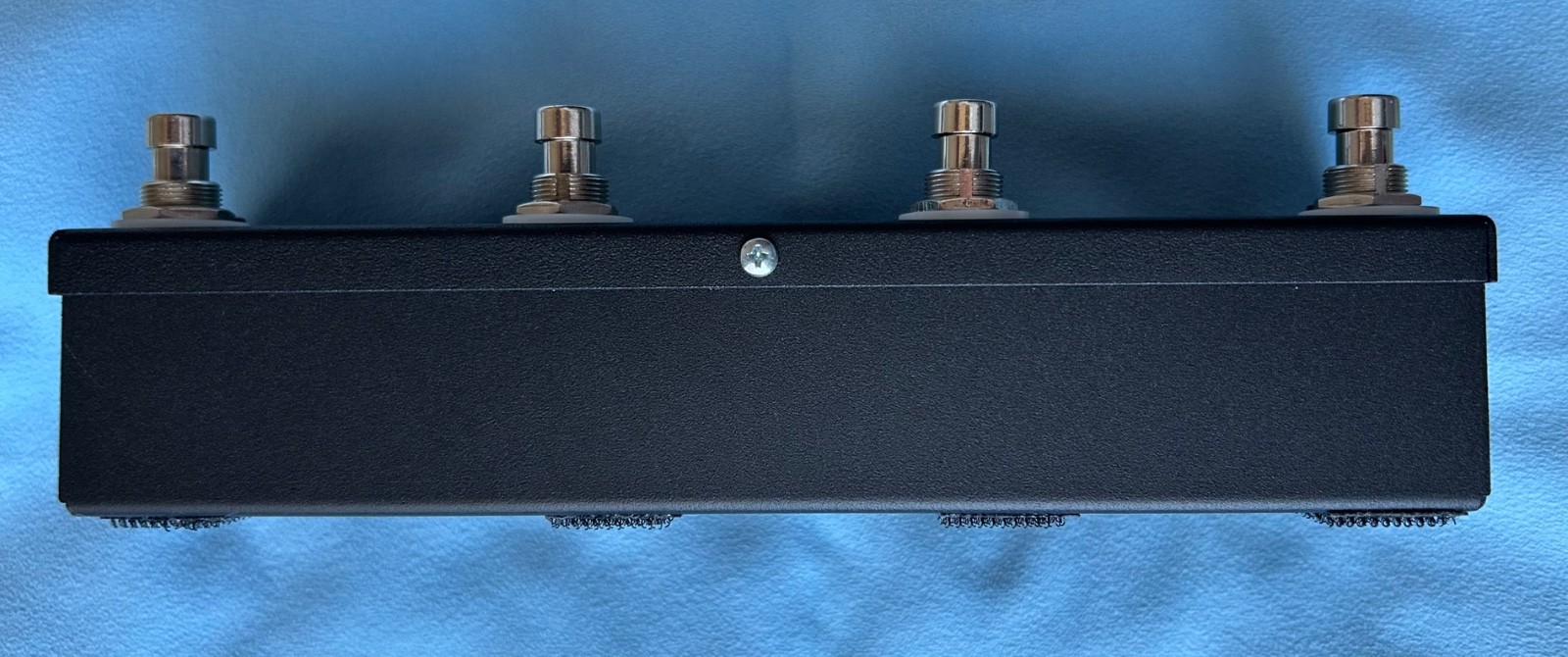 Loop Switchers 4 Channel True Bypass Strip for Pedalboards