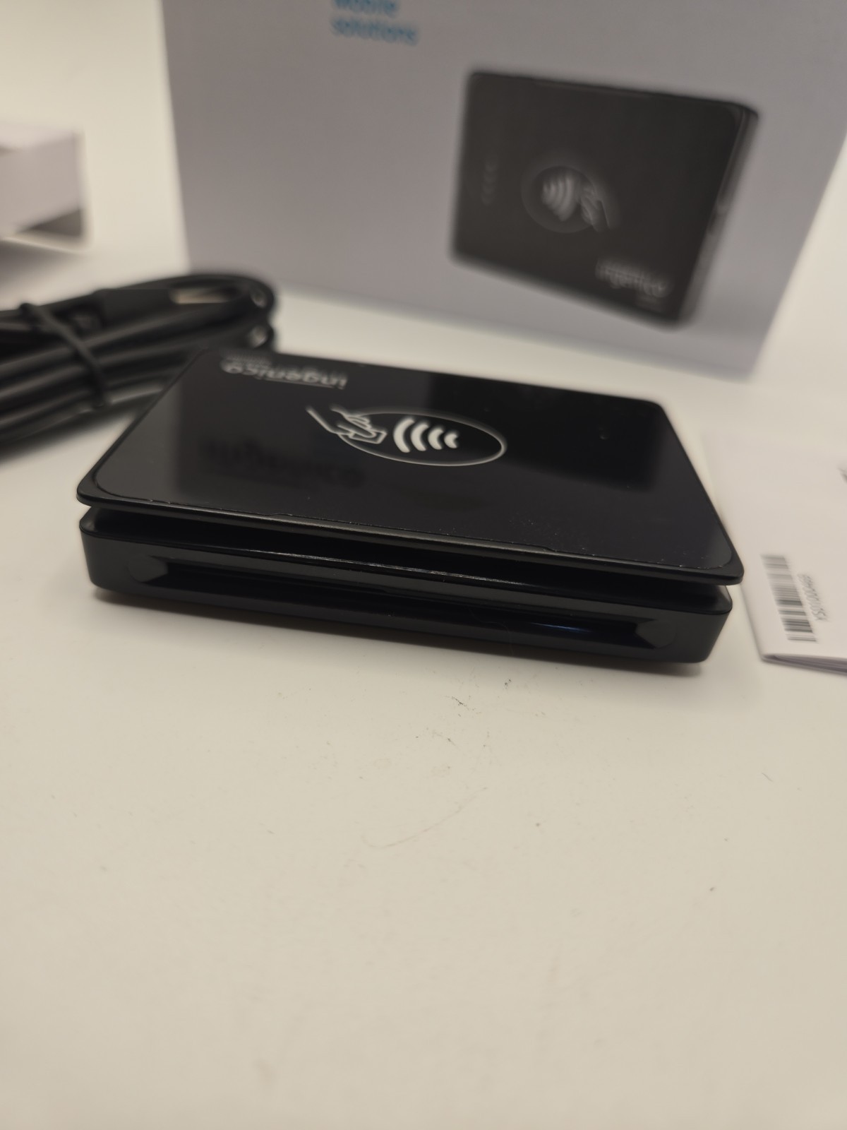 Ingenico Mobile Solutions Apple Pay/Electronic Payment Card Reader Device