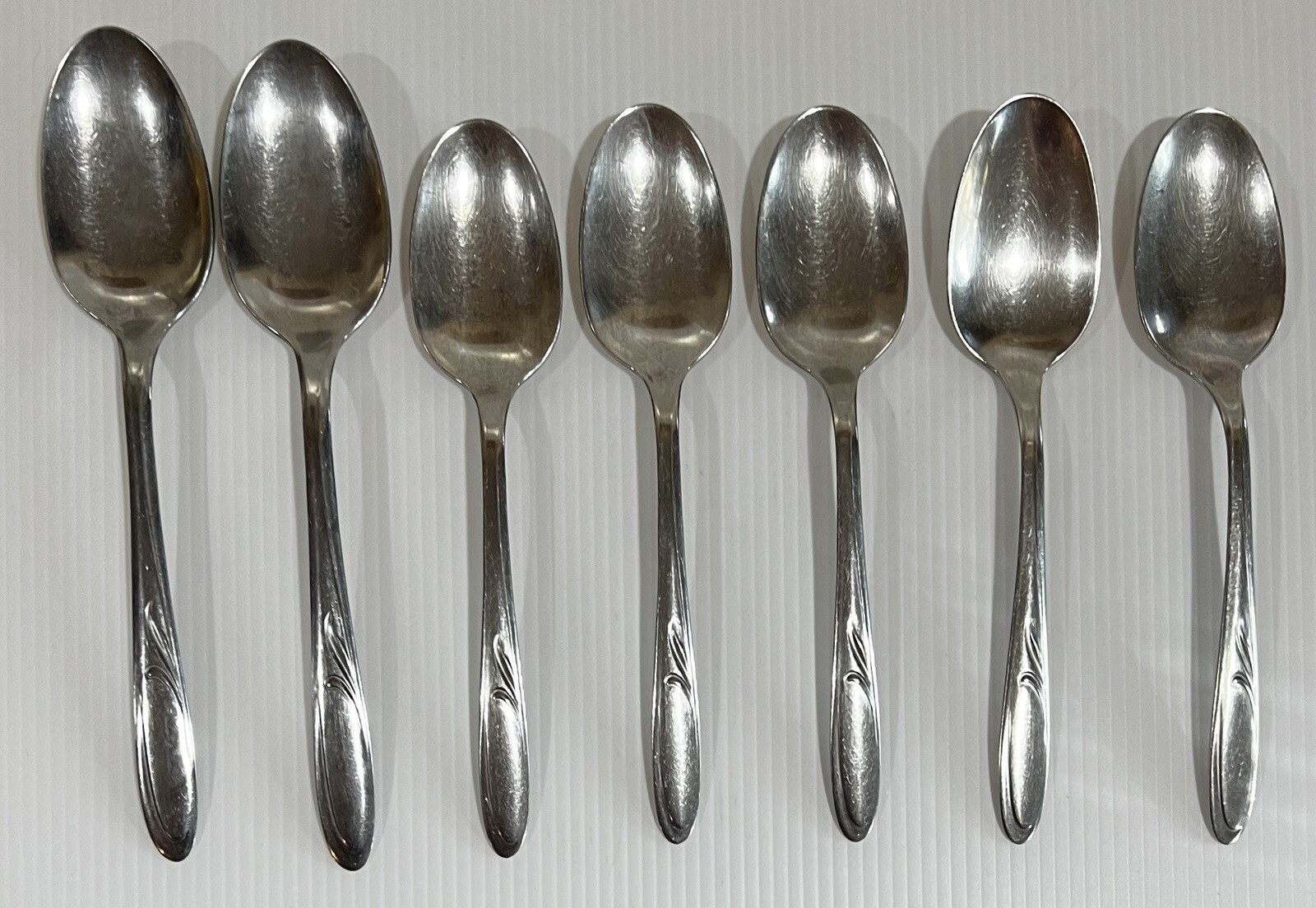 7 Pc. VIBRANT Superior Stainless USA Flatware SPOONS 5 Soup 2 Serving VTG