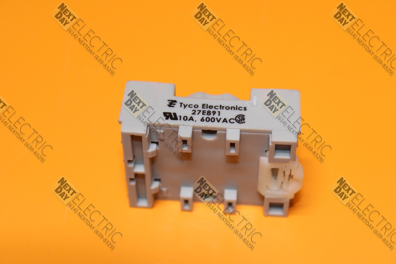 Tyco, 27E891, 10a Relay Base Holder Mount DIN Rail Octal Socket