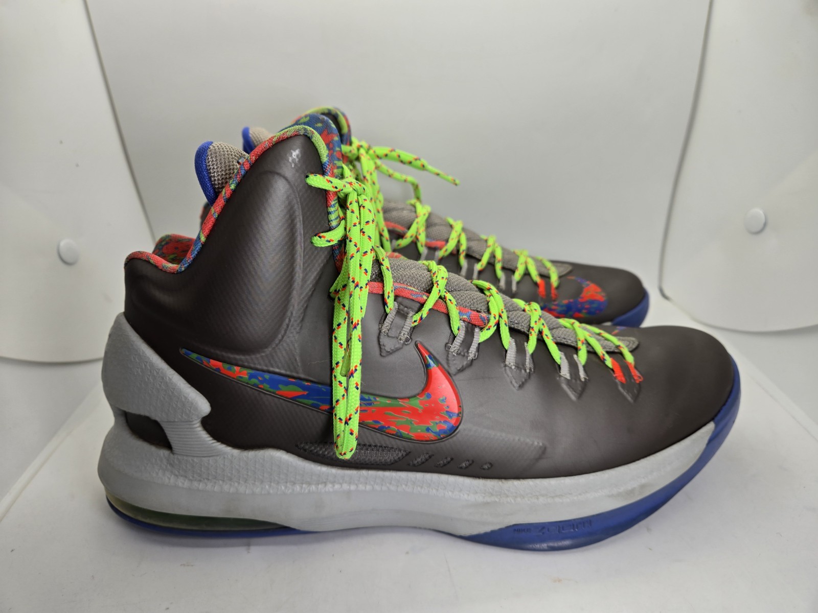 Nike KD 5 Splatter 2012 Basketball Shoes Men's 9.5 Grey Athletic Court Sneakers