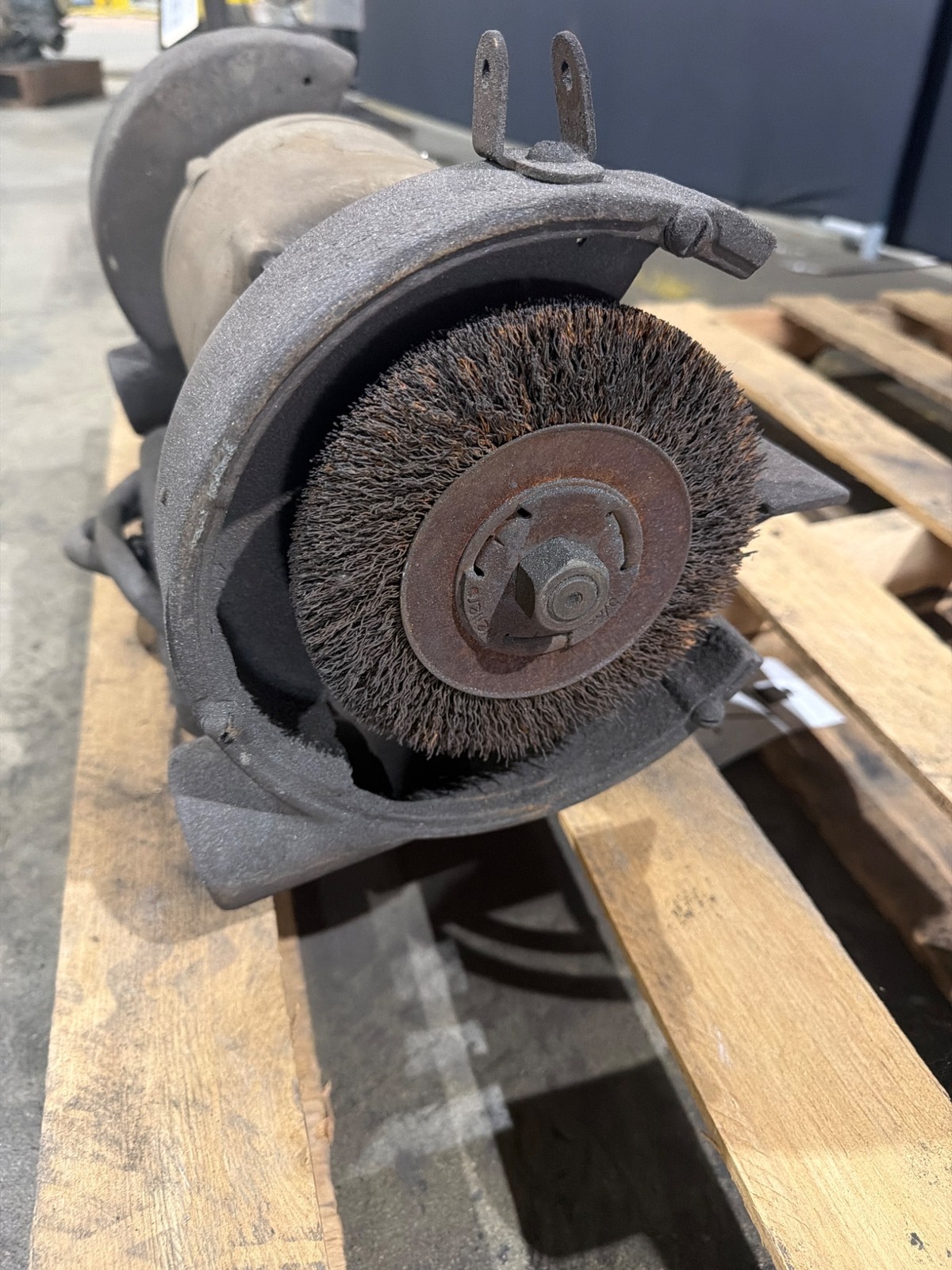 Dual Wheel Pedestal Grinder USED