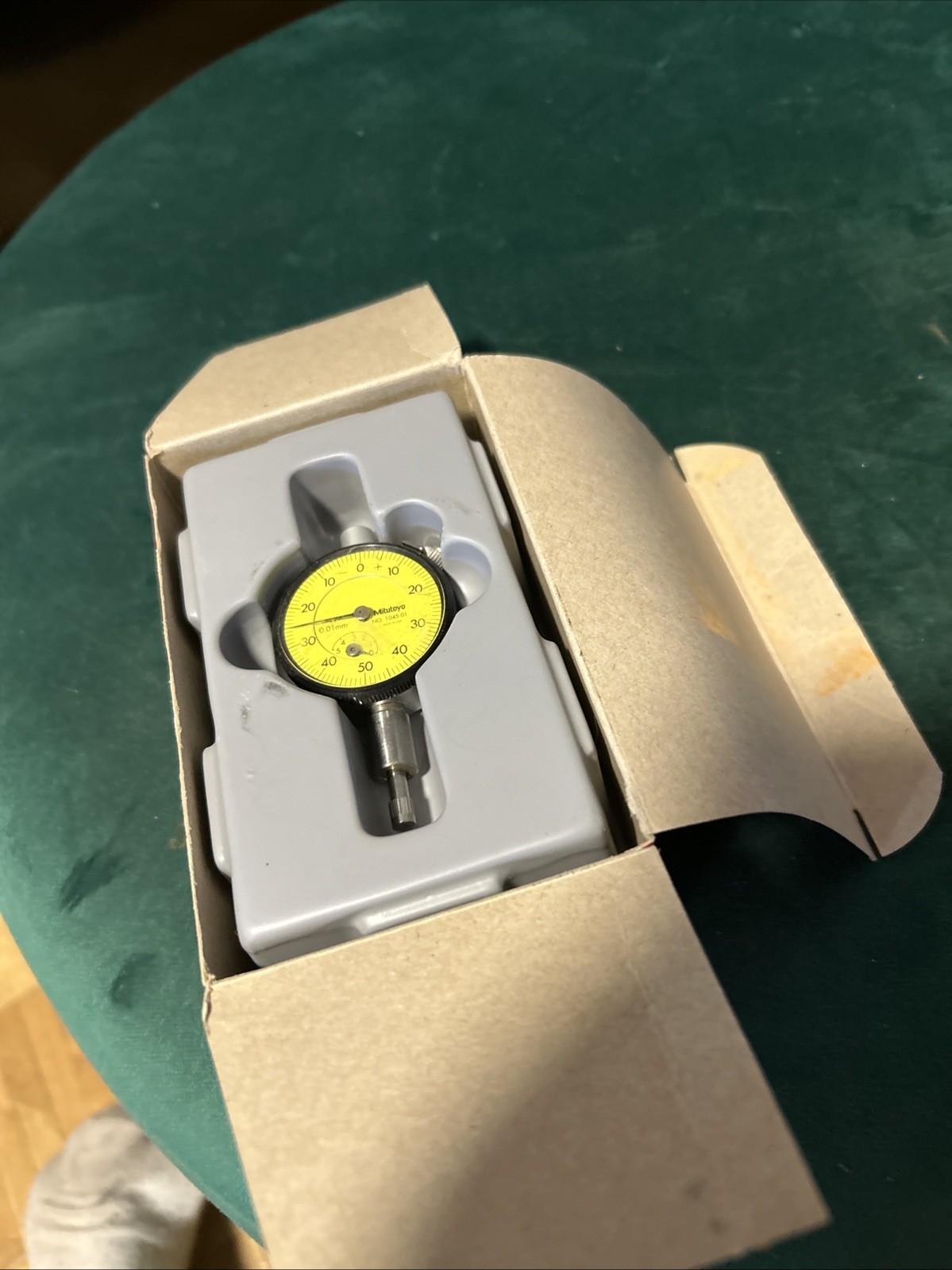 Mitutoyo Dial Indicator 1045B-01 In Box (I36)