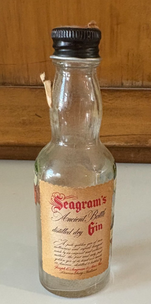Vintage Mini Seagram's Gin Bottle 1939 Wisconsin Intoxicating Liquor Tax Stamp