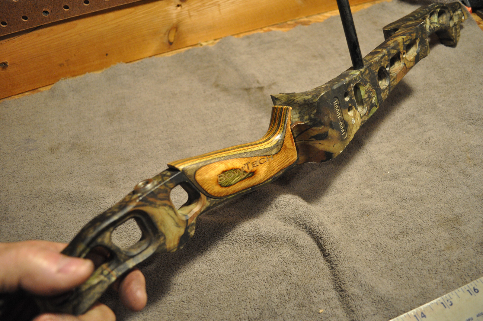 Bowtech Constitution Compound Bow Center Handle Assembly , used see pictures