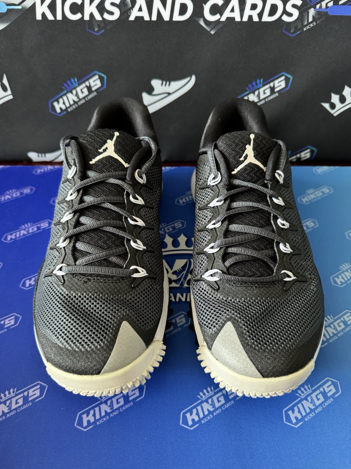 Size 8 - Jordan Flight Runner Black Golf