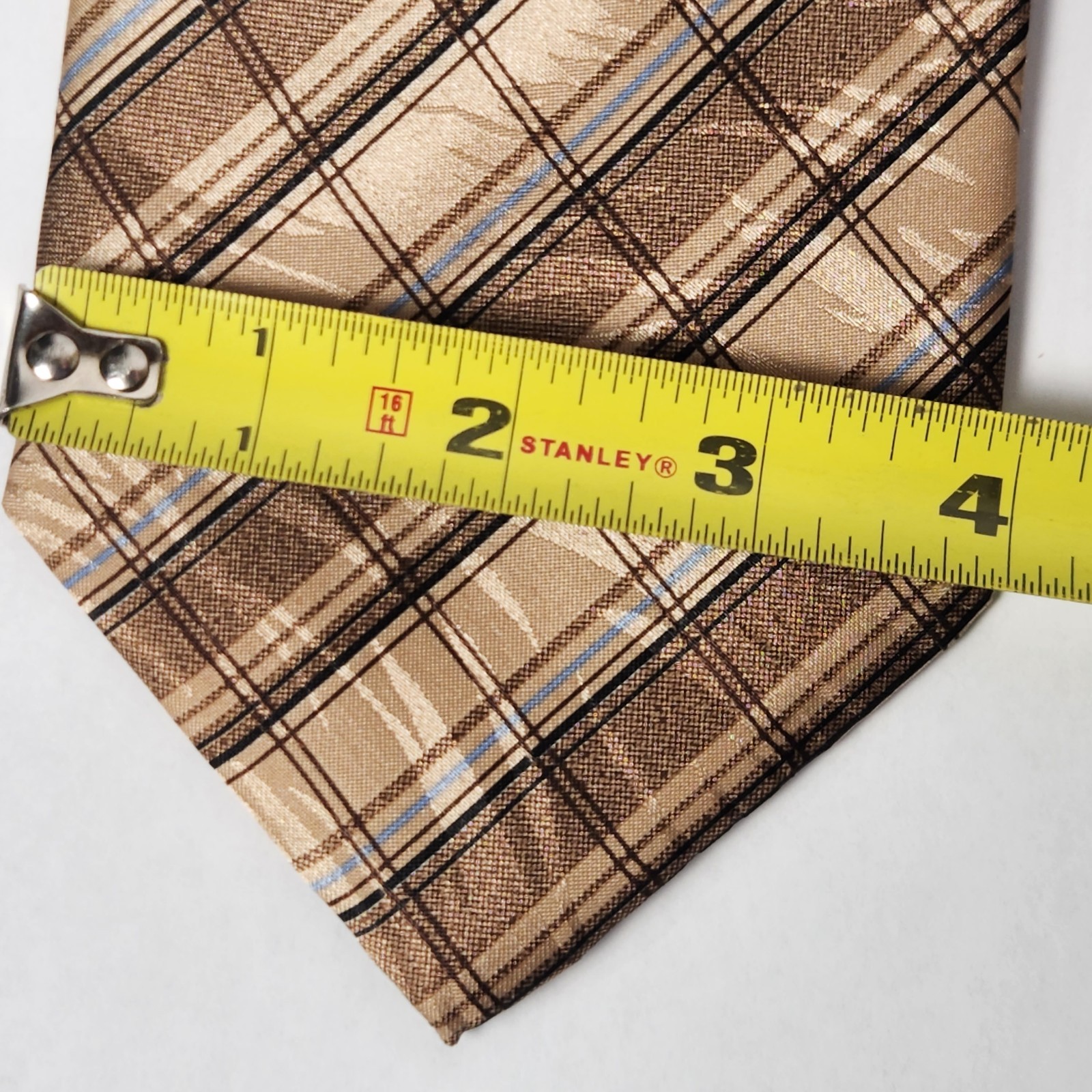 Shendeheng Shimmering Tan Striped Necktie 56x4 Handmade 100% Polyester EUC