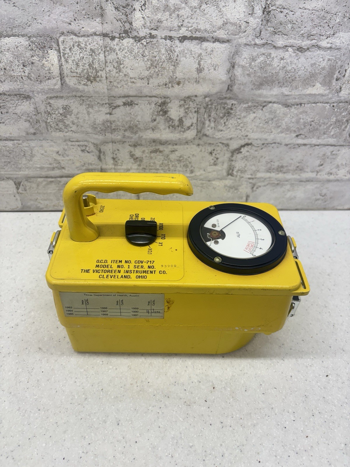 Vintage Civil Defense CD V-717 Radiation Survey Meter Ion Chamber Geiger Tester