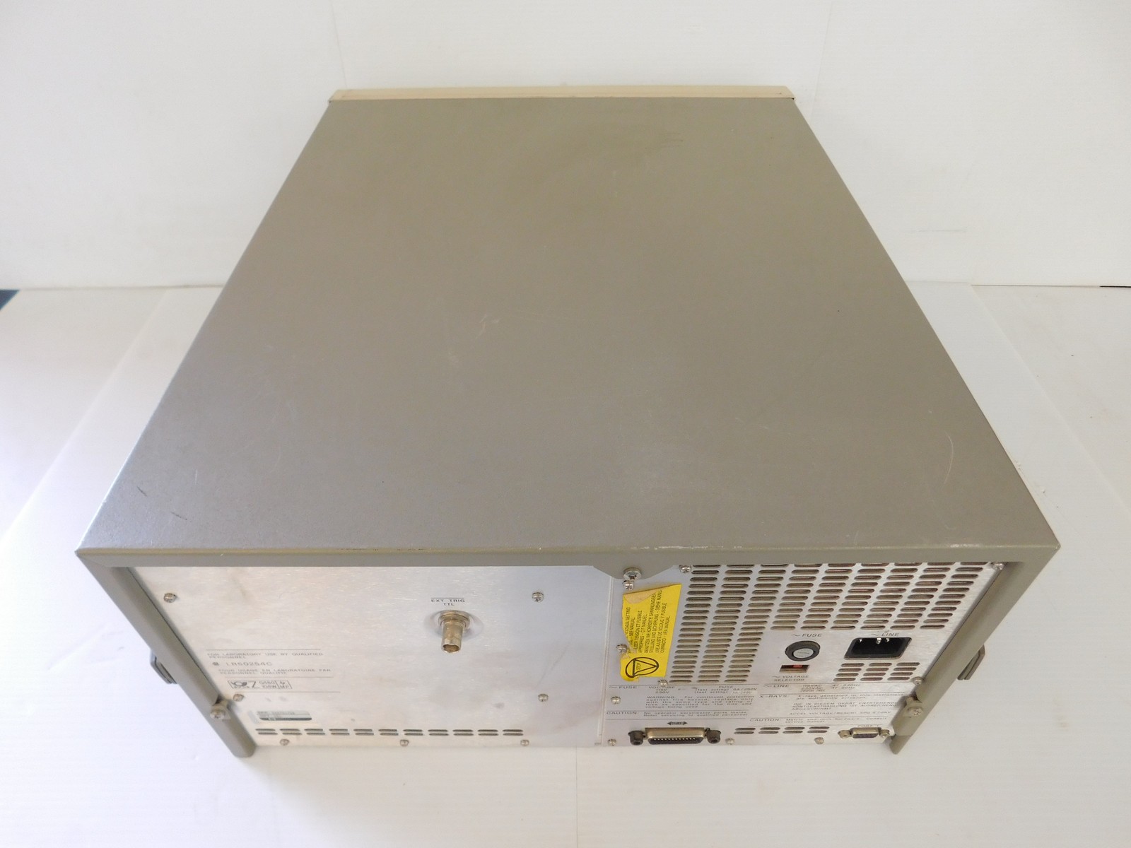 HEWLETT PACKARD 35660A DYNAMIC SIGNAL ANALYZER (BSJ47)