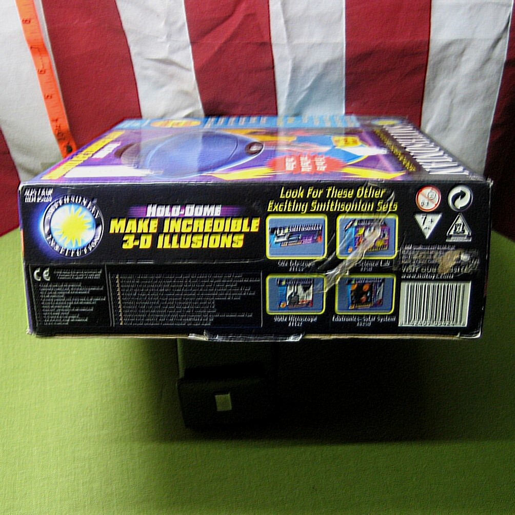SMITHSONIAN Holo-Dome science toy 3D illusions w/ box NASA Space Shuttle