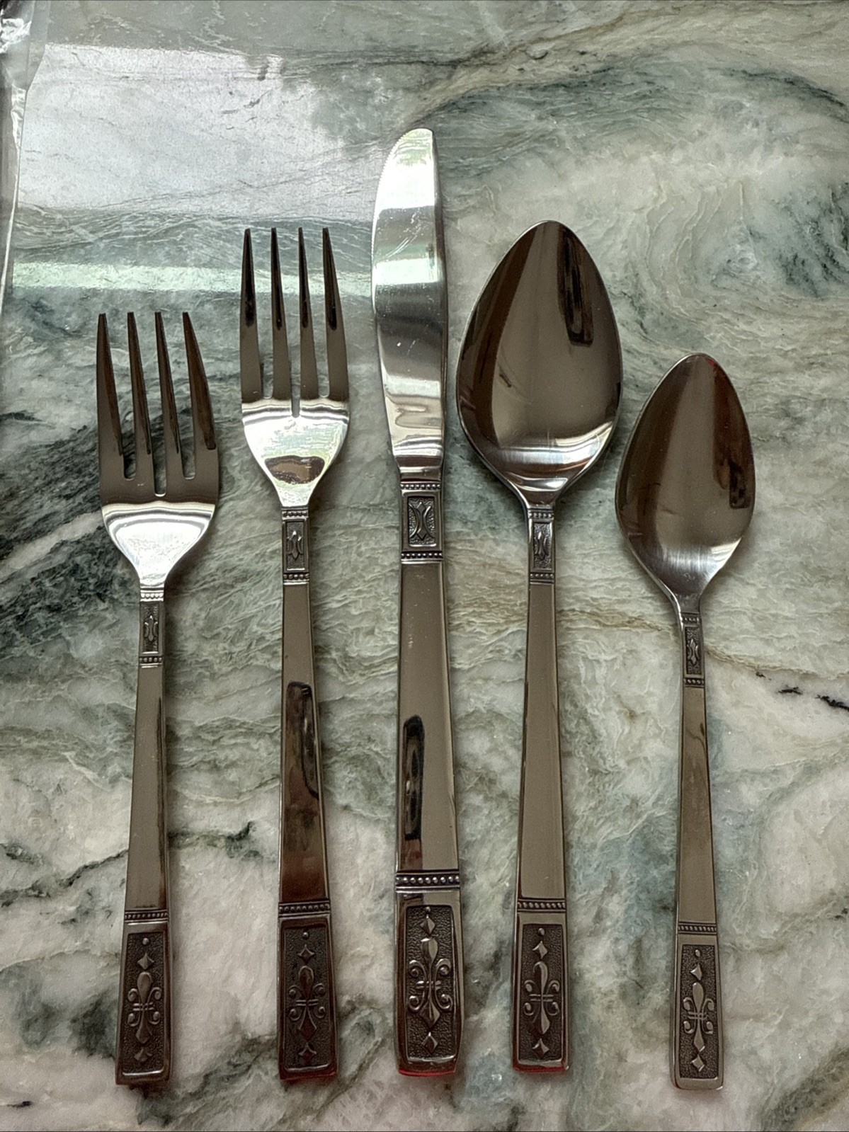 NEW 5 pc Interpur Cortina Stainless Flatware Service for 8  Mid Century 42 pcs
