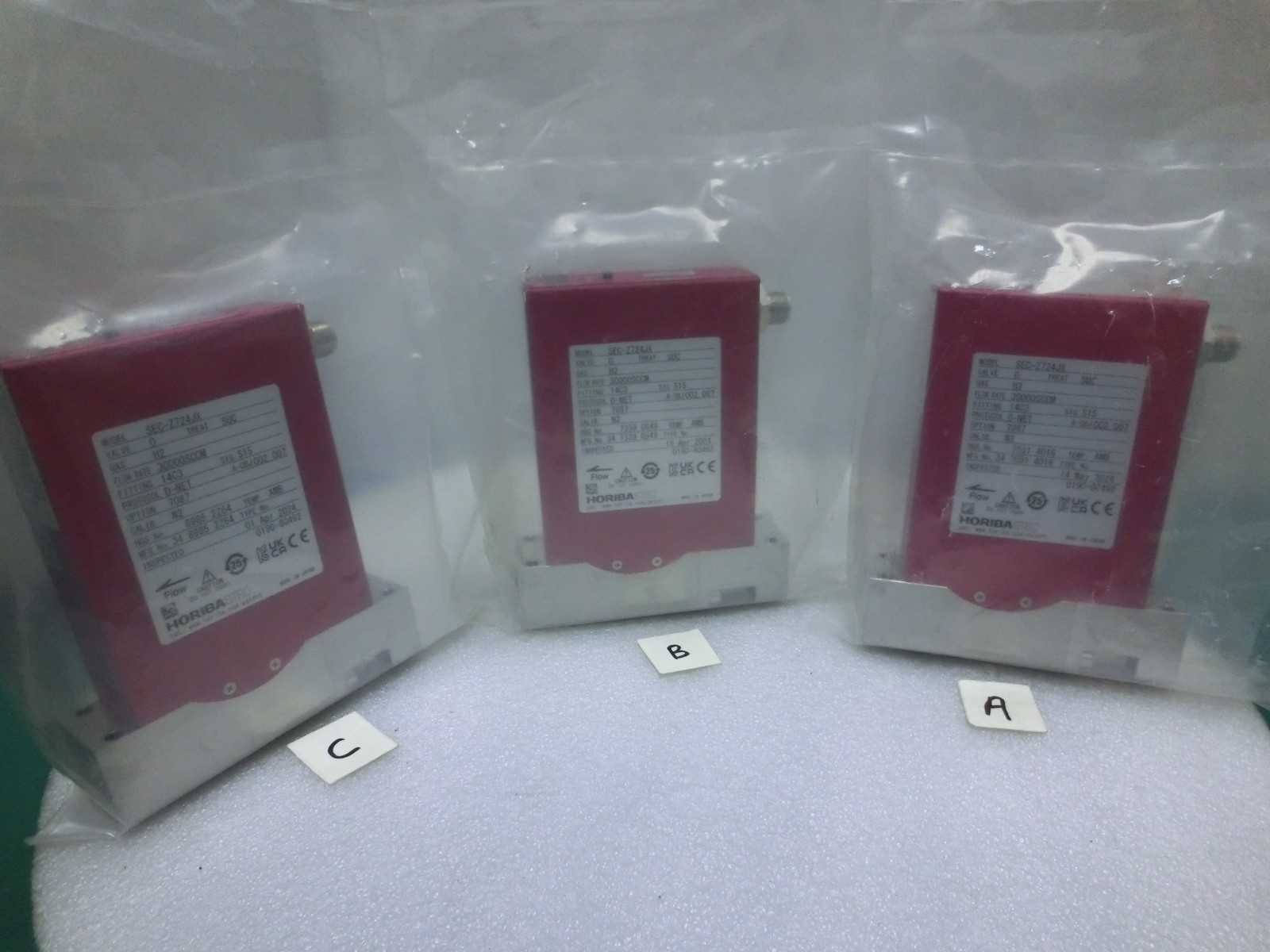 HoribaSTEC SEC-Z724JX Mass Flow Control,H2 30000sccm,AMAT 0190-80492,Unused+9848
