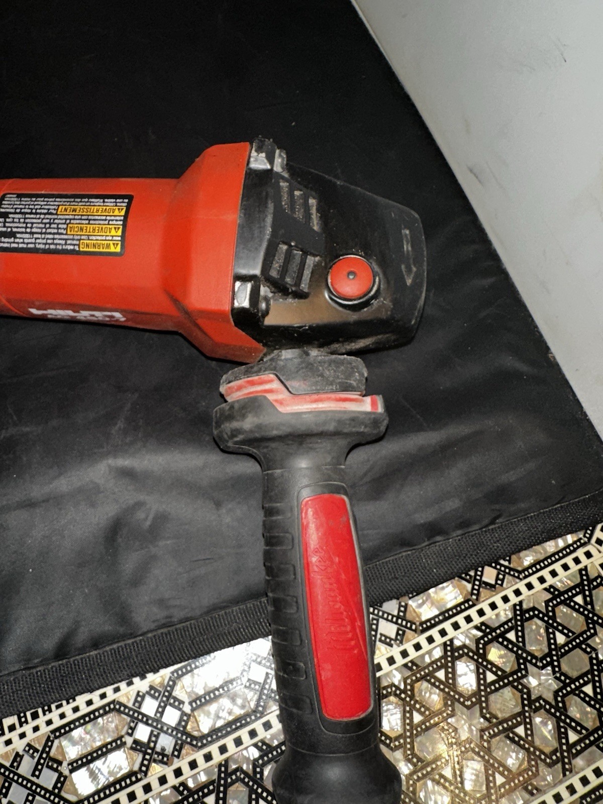 HILTI AG 450-7D 03 ANGLE GRINDER