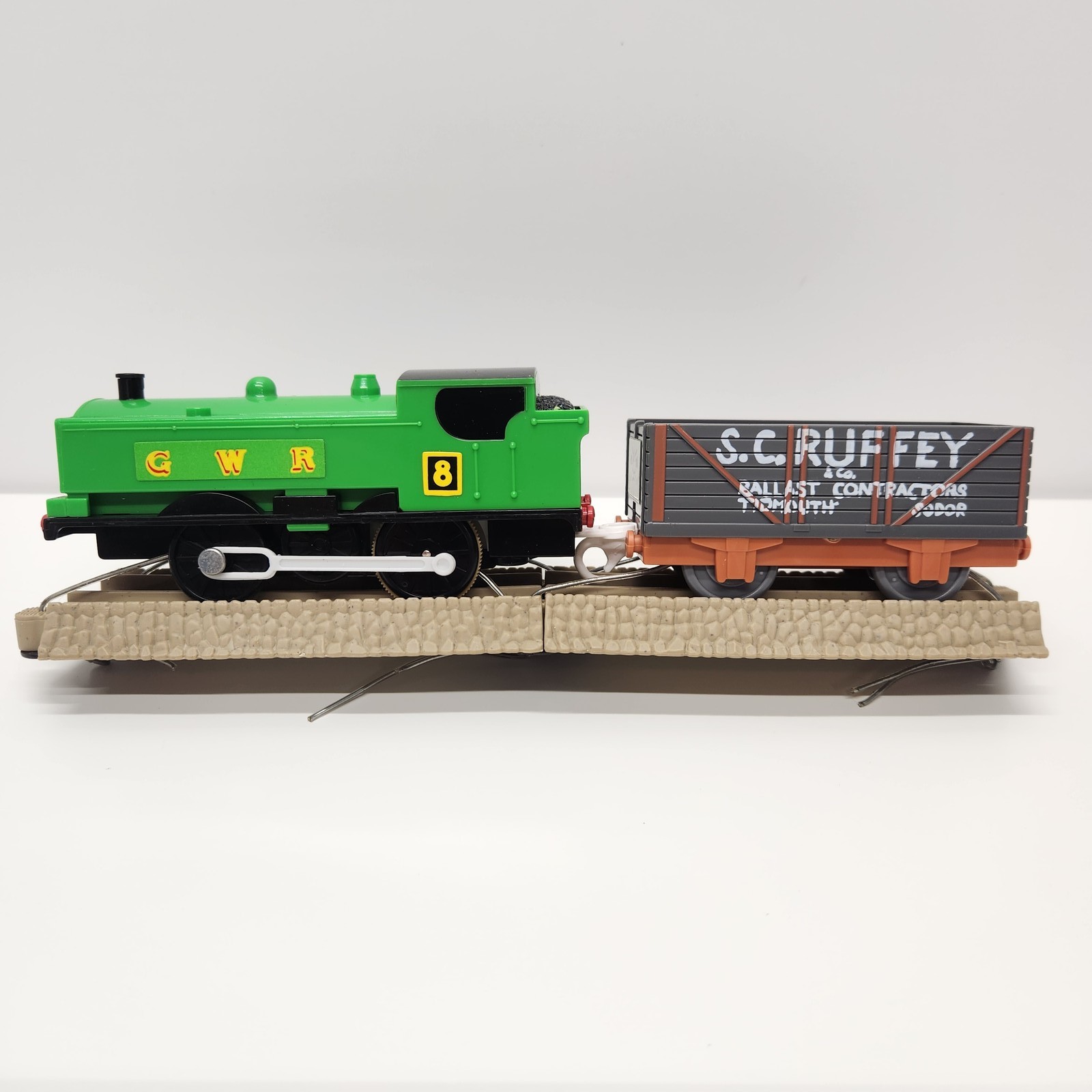 Thomas & Friends HIT Toy 2006 Duck #8 GWR Tank Engine Train   TrackMaster