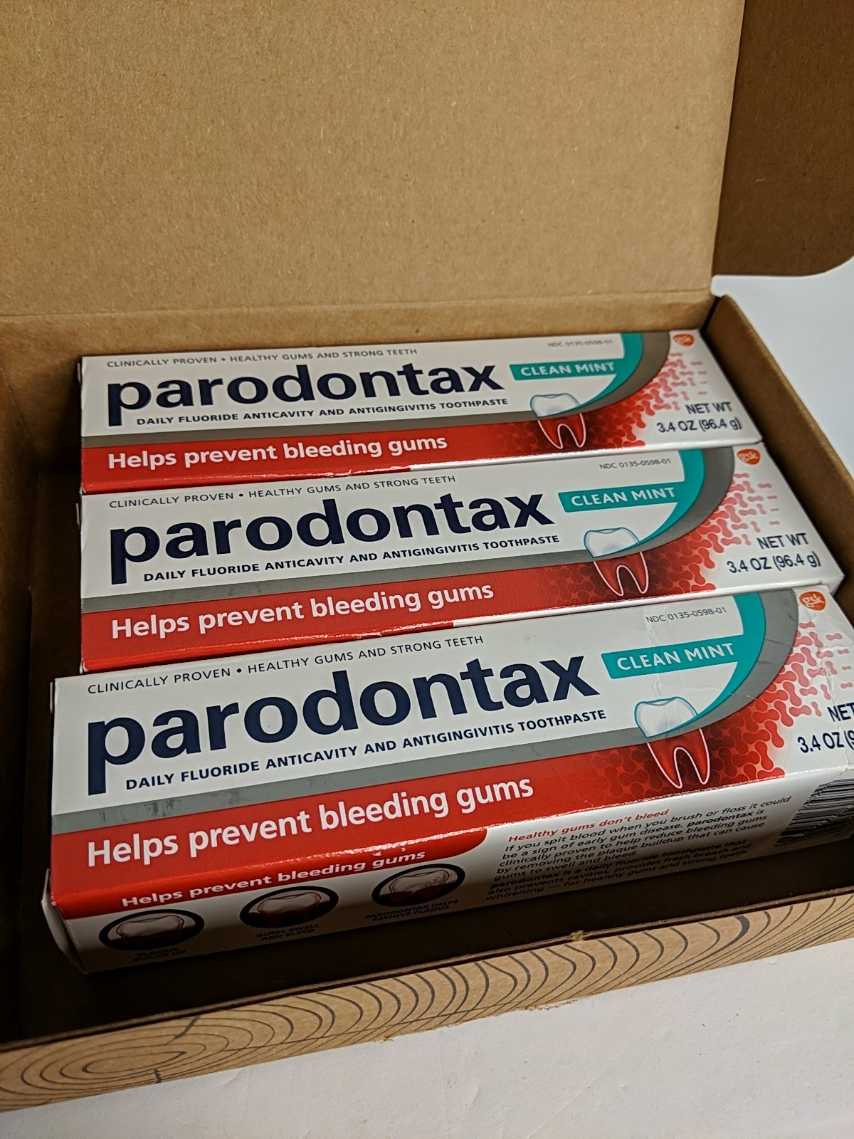 3x  PARODONTAX Toothpaste Clean Mint 3.4  11/25 FLUORIDE ANTIGINGIVITIS
