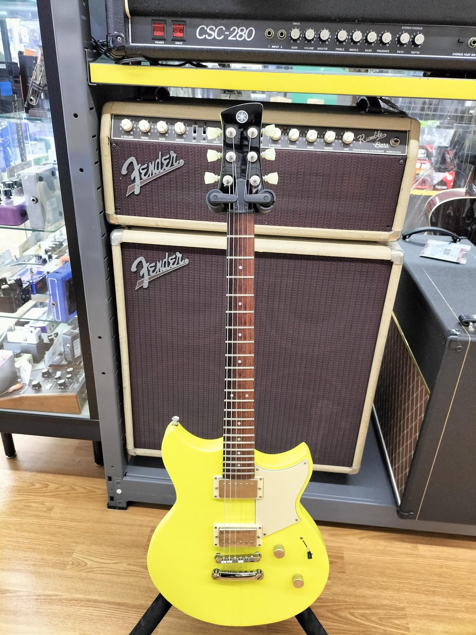 YAMAHA RSE20 electric guitar