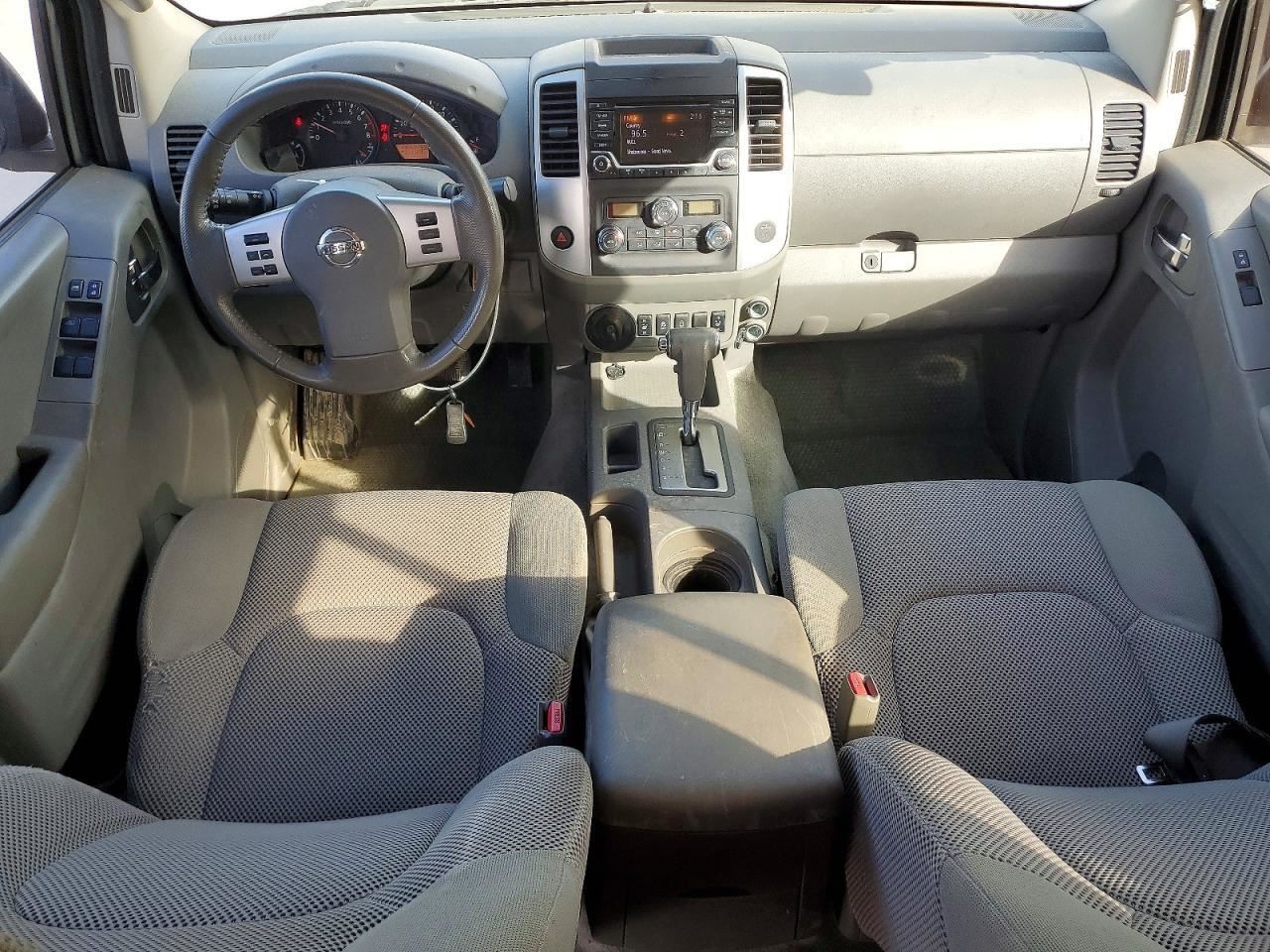 FRONTIER 2016 Glove Box 4971752
