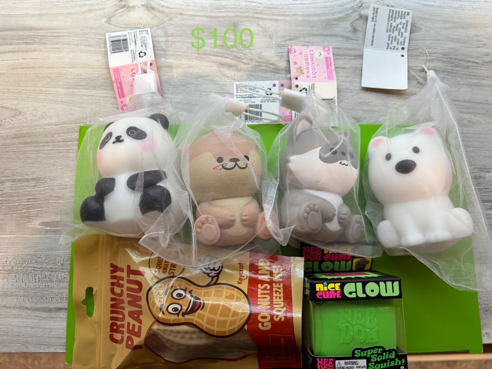 NeeDoh, Peanut and Kawaii squishy toys! 6 pieces in total!