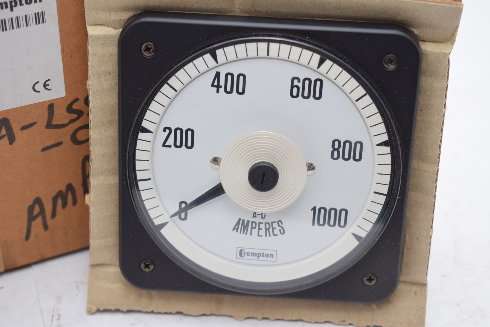 NEW Crompton Instruments 077-05FA-LSSS-C6 PANEL METER 0-1000AC AMPERES
