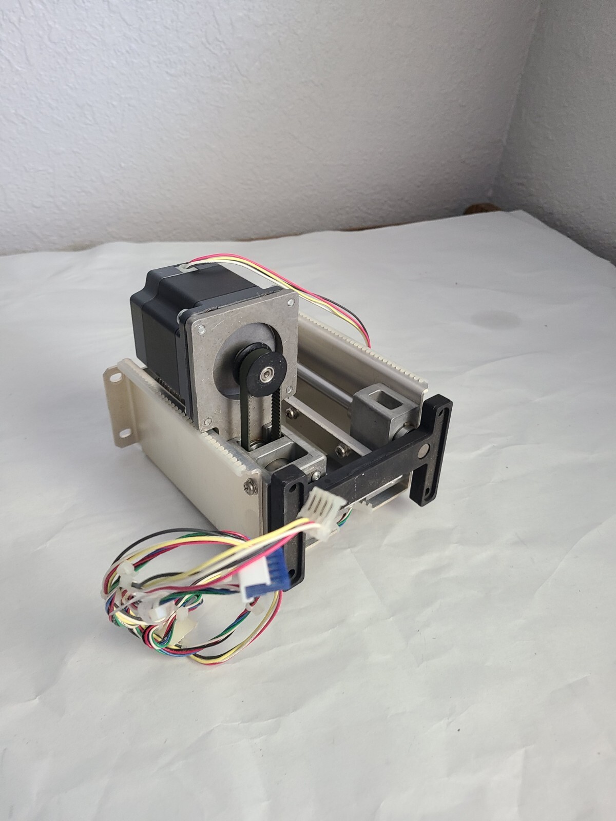 VEXTA C7411-9212K STEPPING MOTOR 2-PHASE 1.8° STEP DC 7.4V 1 A w/ CARRIAGE ASSY