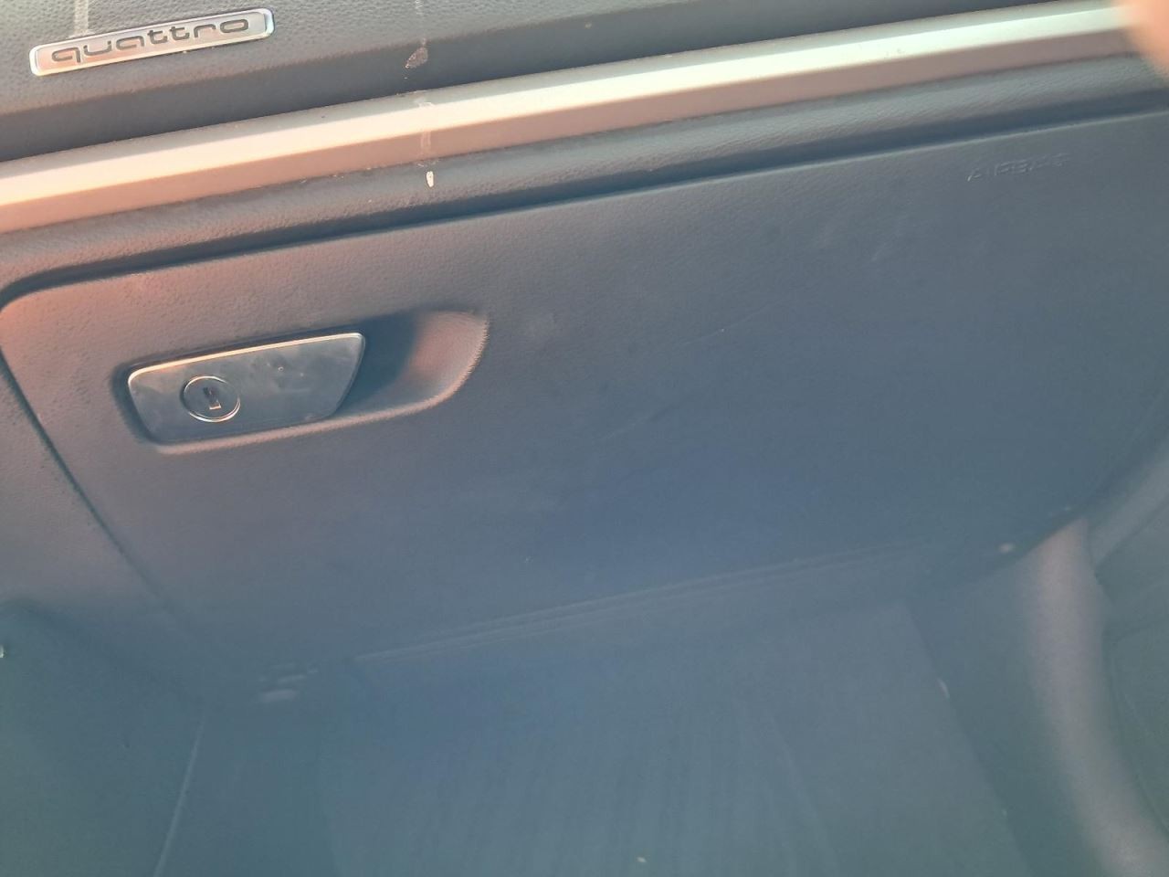 A3 AUDI   2016 Glove Box 4817494
