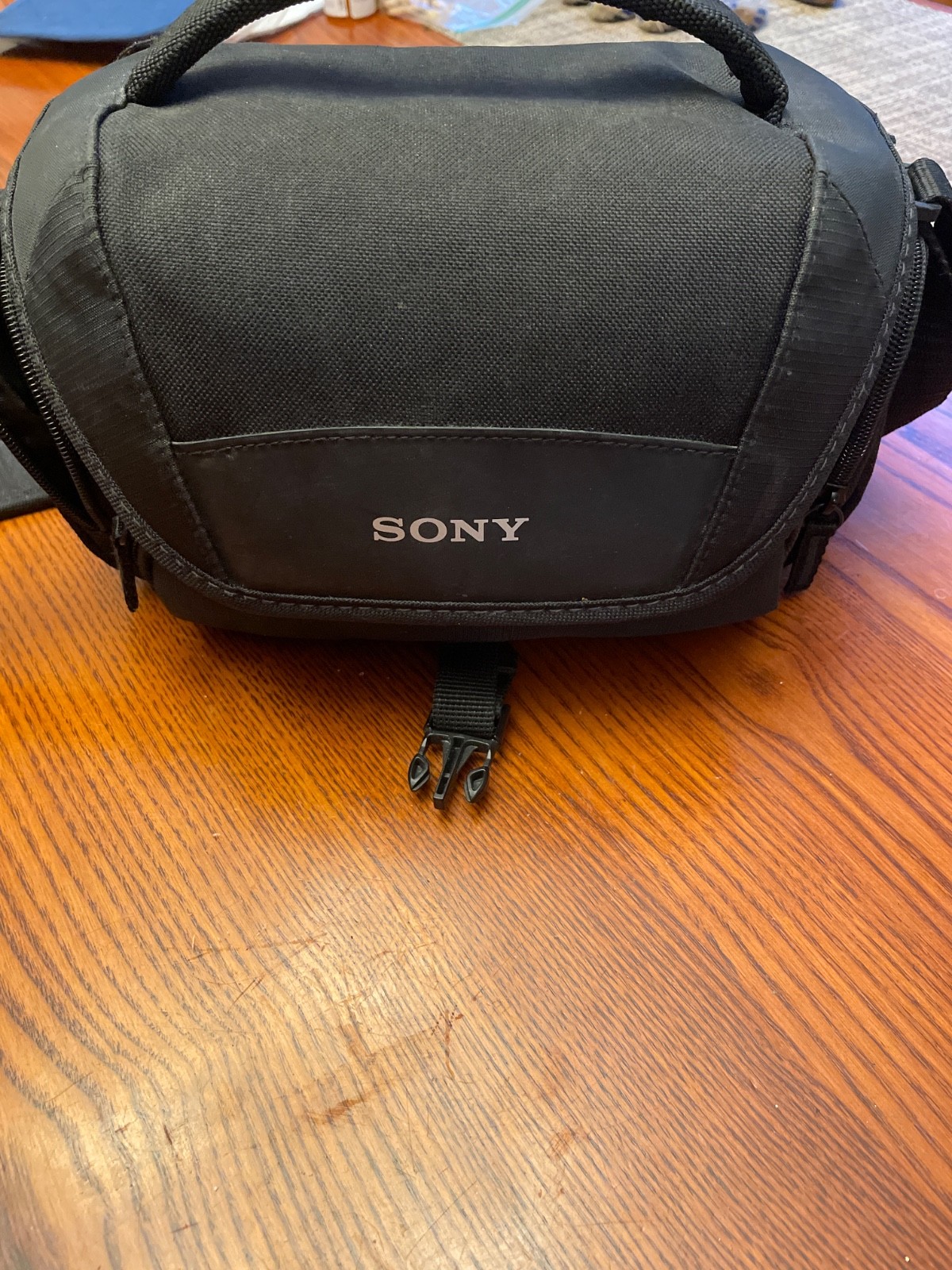 Sony LCS-U21 Padded Camera Carrying Case Bag Black with Dividers