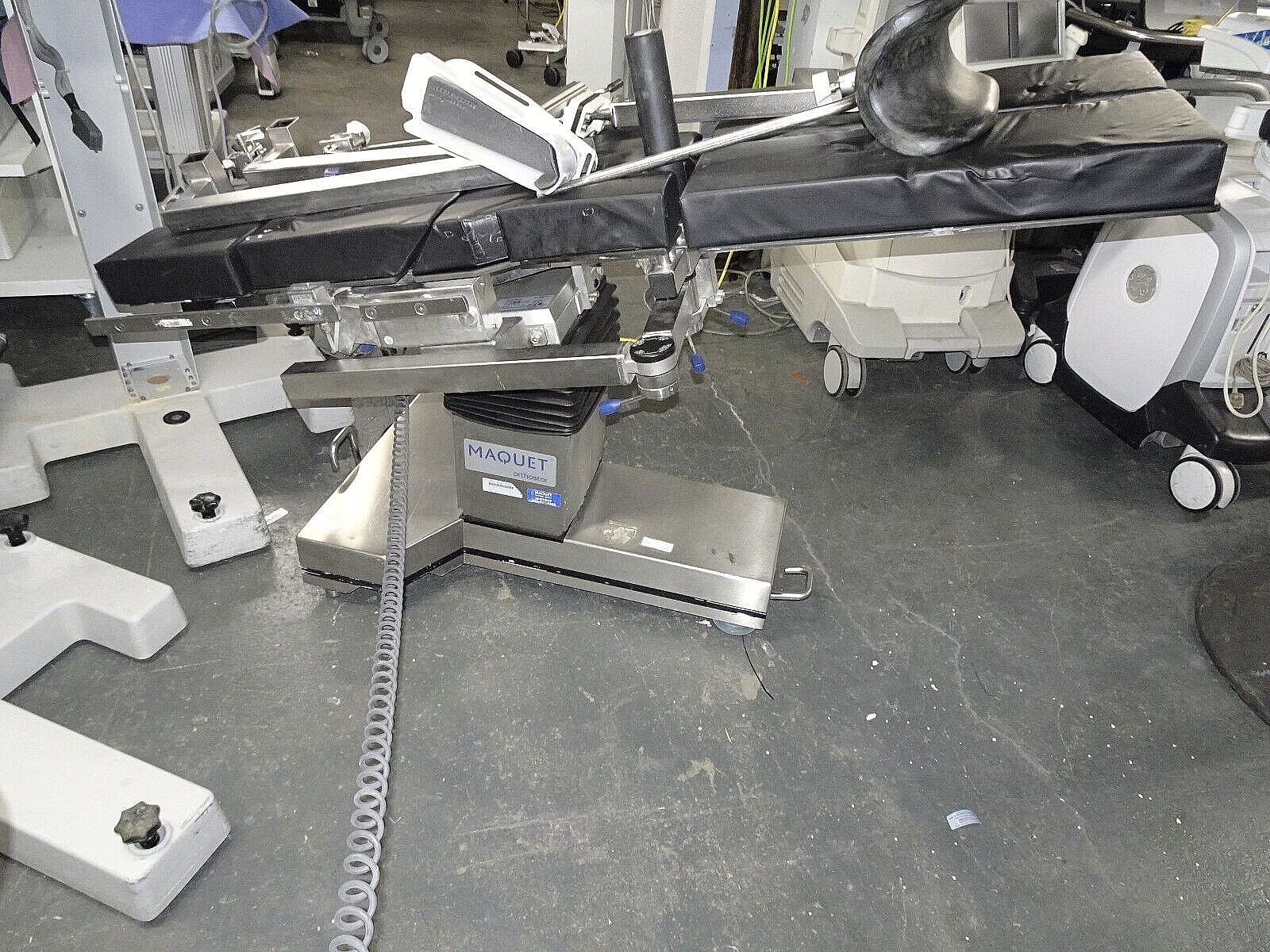 MAQUET ORTHOSTAR ORTHOPEDIC TABLE