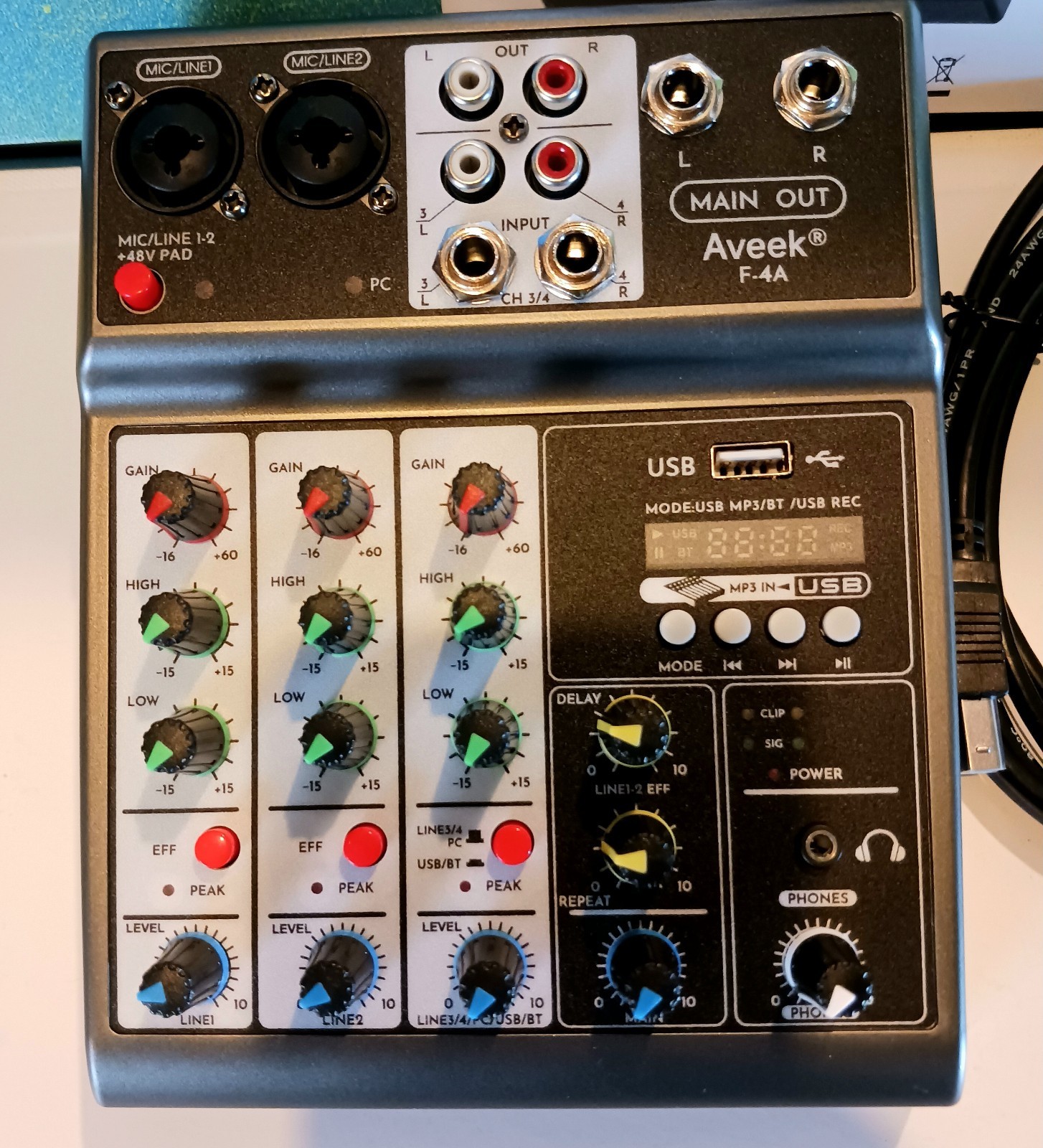 Aveek F-4A NEW 4-Channel Mixing Console USB Built-In Effects Phantom Power